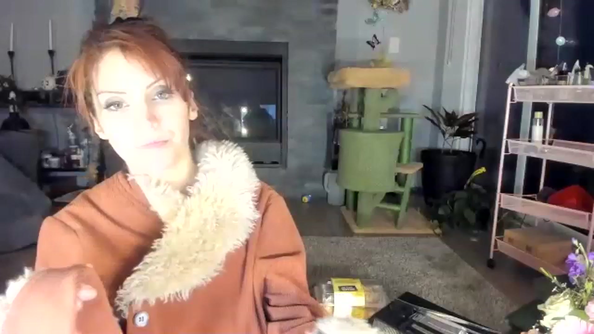 Gallery image thumbnail from Laurel's myfreecams stream on, 03/27/2024, 12:21 image 1 of 20