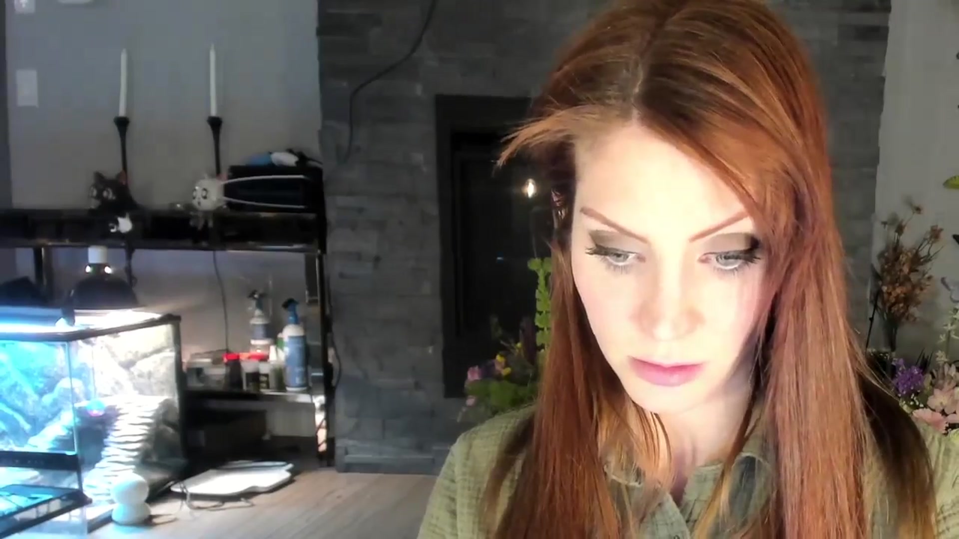 Gallery image thumbnail from Laurel's myfreecams stream on, 03/30/2024, 03:59 image 16 of 20