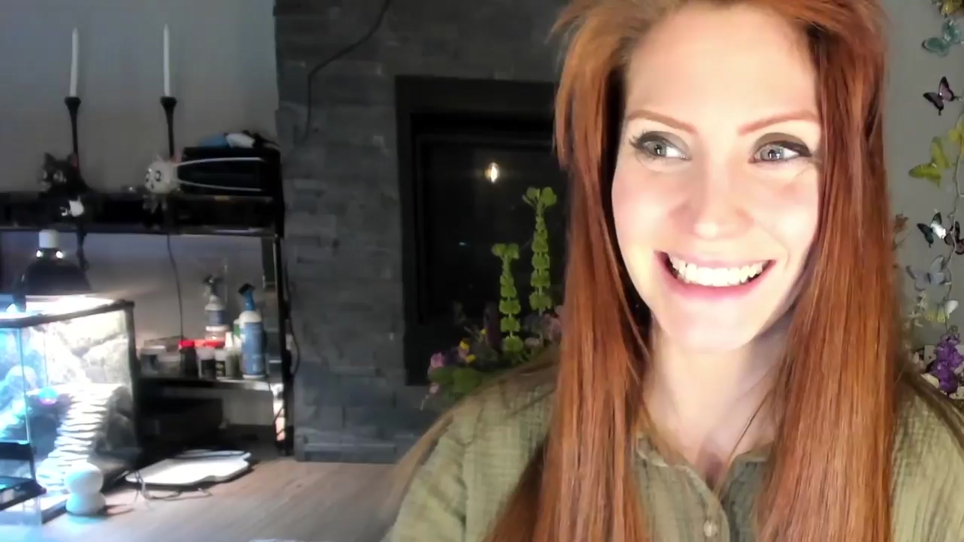 Gallery image thumbnail from Laurel's myfreecams stream on, 03/30/2024, 06:10 image 1 of 20