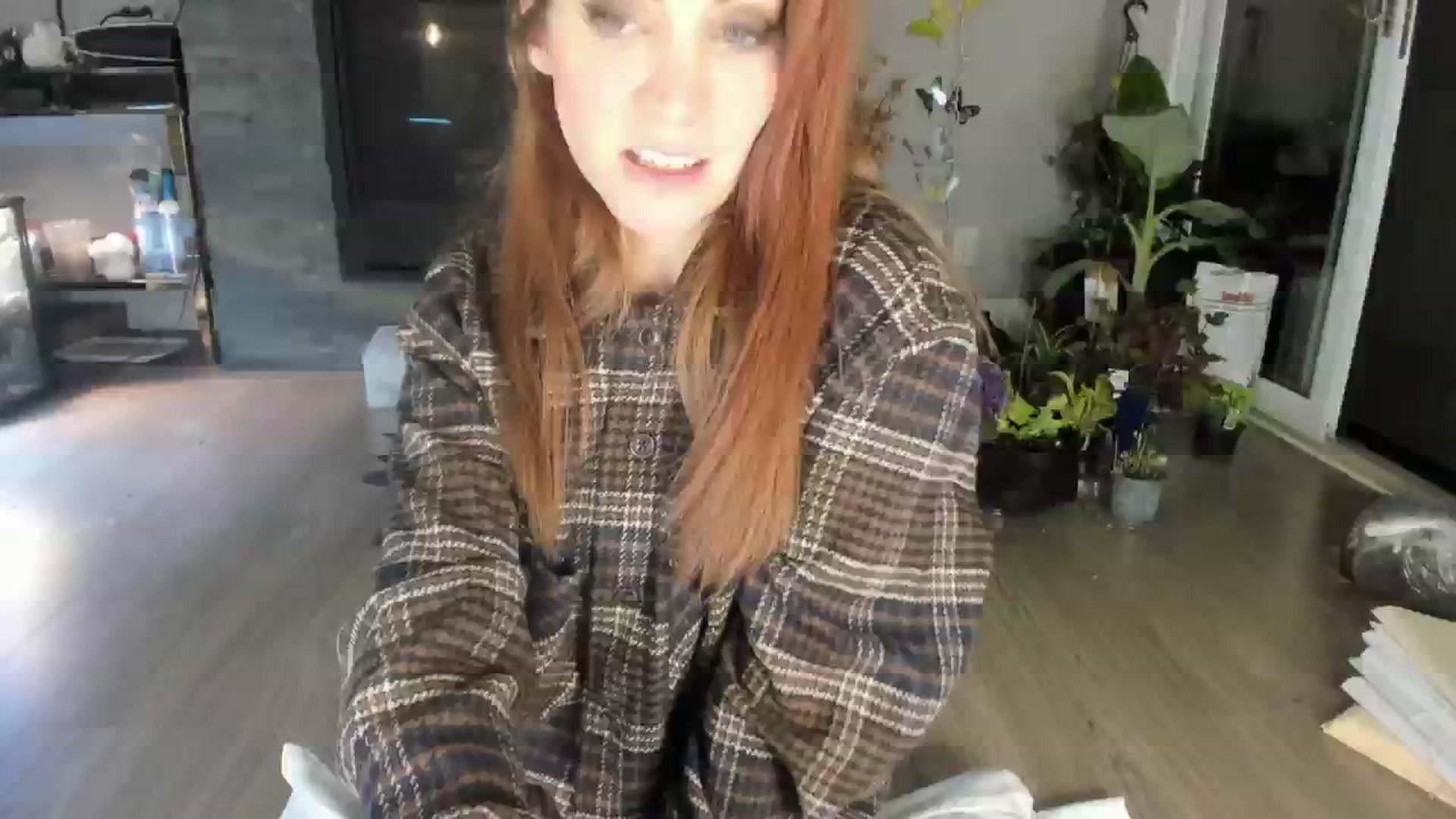 Gallery image thumbnail from Laurel's myfreecams stream on, 04/27/2024, 08:45 image 10 of 20