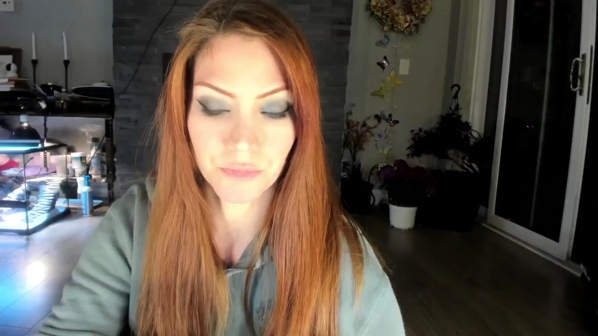 Gallery image thumbnail from Laurel's myfreecams stream on, 05/11/2024, 03:31 image 10 of 20