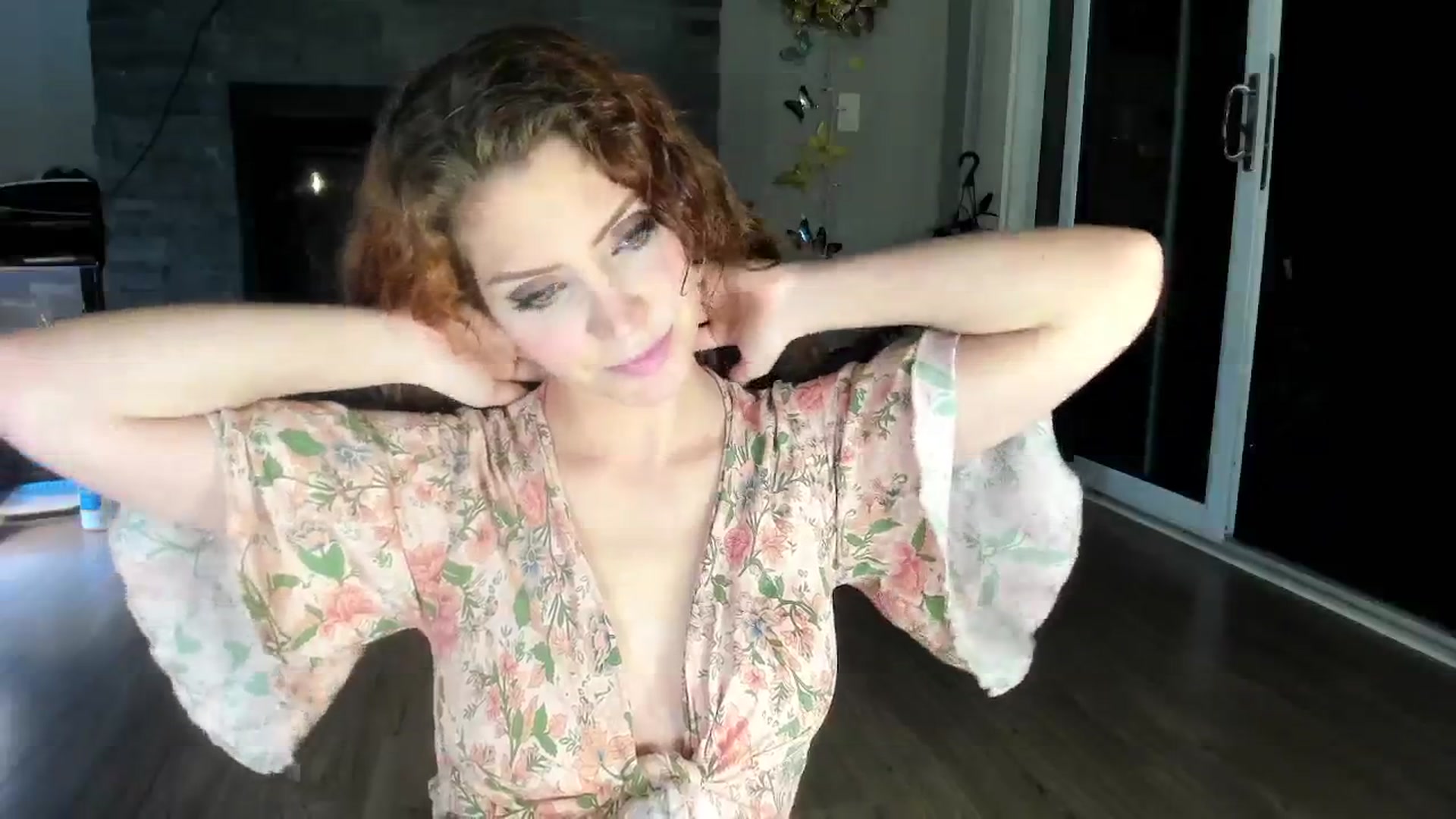 Gallery image thumbnail from Laurel's myfreecams stream on, 05/18/2024, 03:10 image 2 of 20