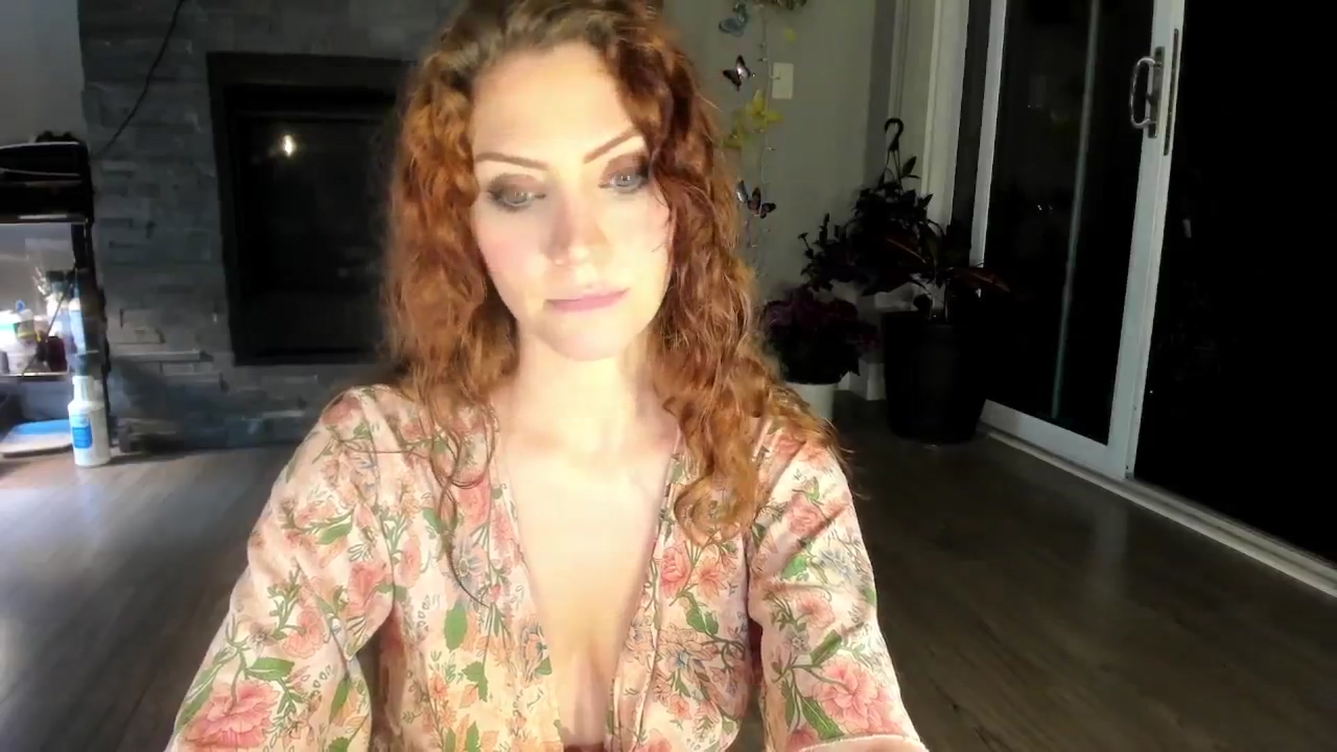Gallery image thumbnail from Laurel's myfreecams stream on, 05/18/2024, 03:10 image 8 of 20