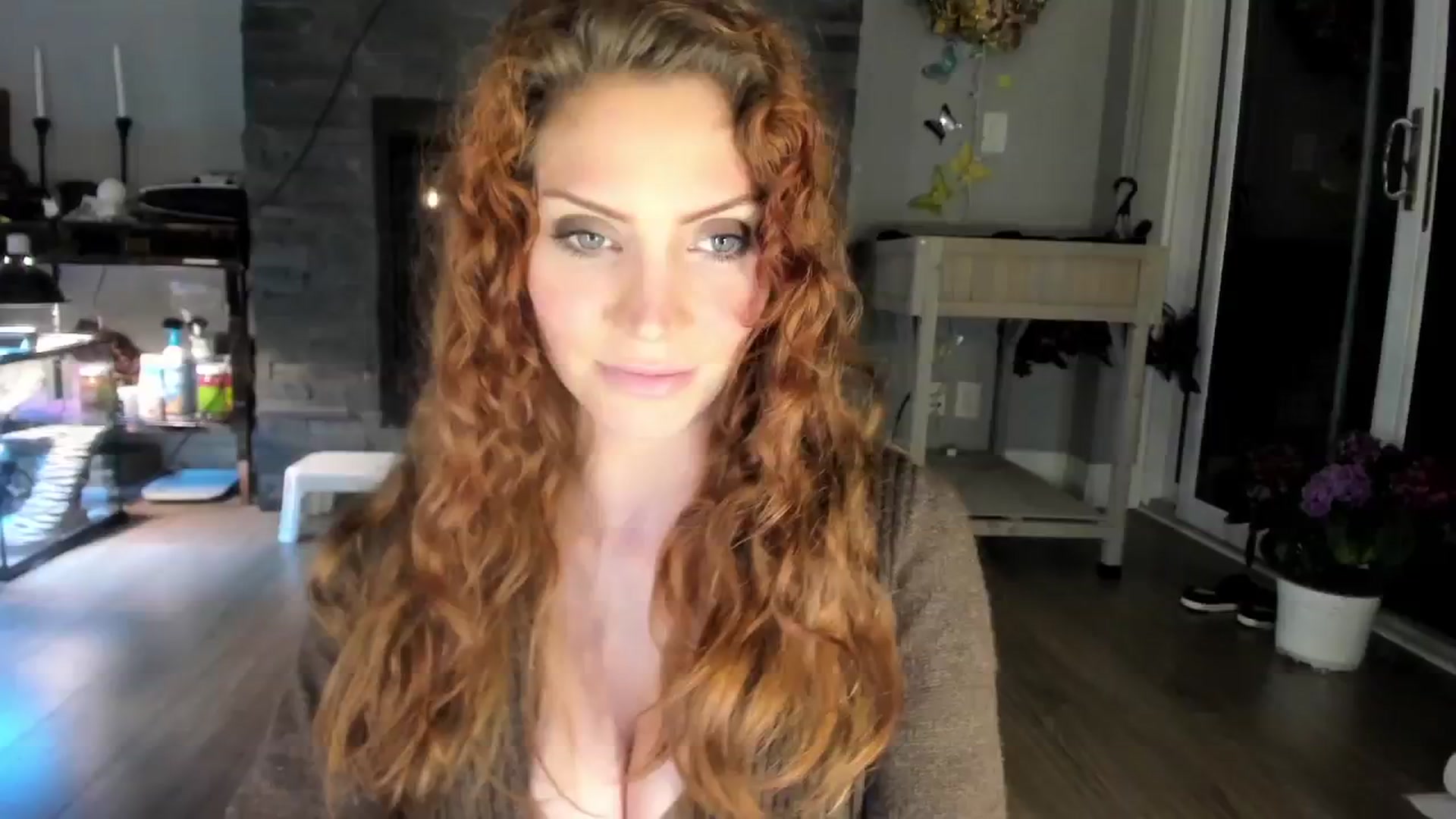Gallery image thumbnail from Laurel's myfreecams stream on, 05/24/2024, 03:16 image 19 of 20