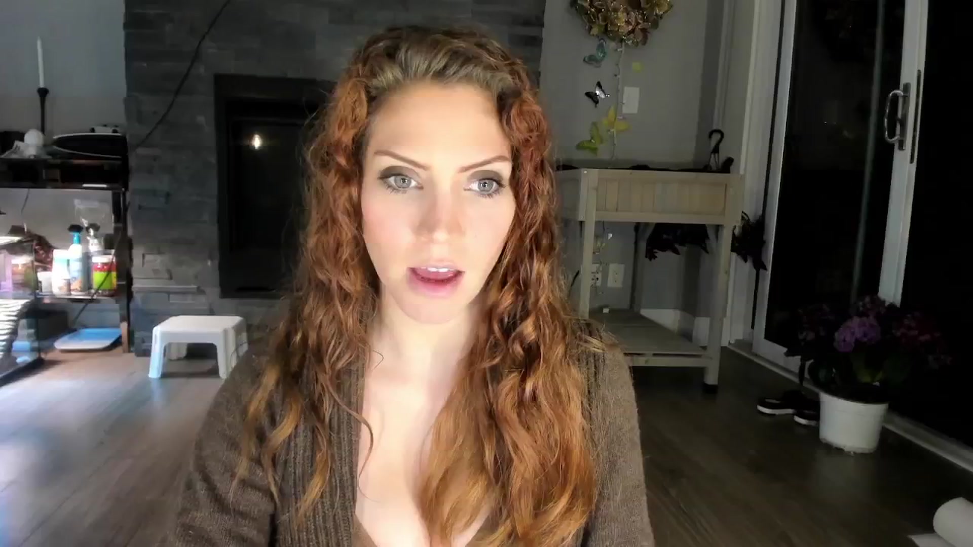 Gallery image thumbnail from Laurel's myfreecams stream on, 05/24/2024, 03:16 image 11 of 20