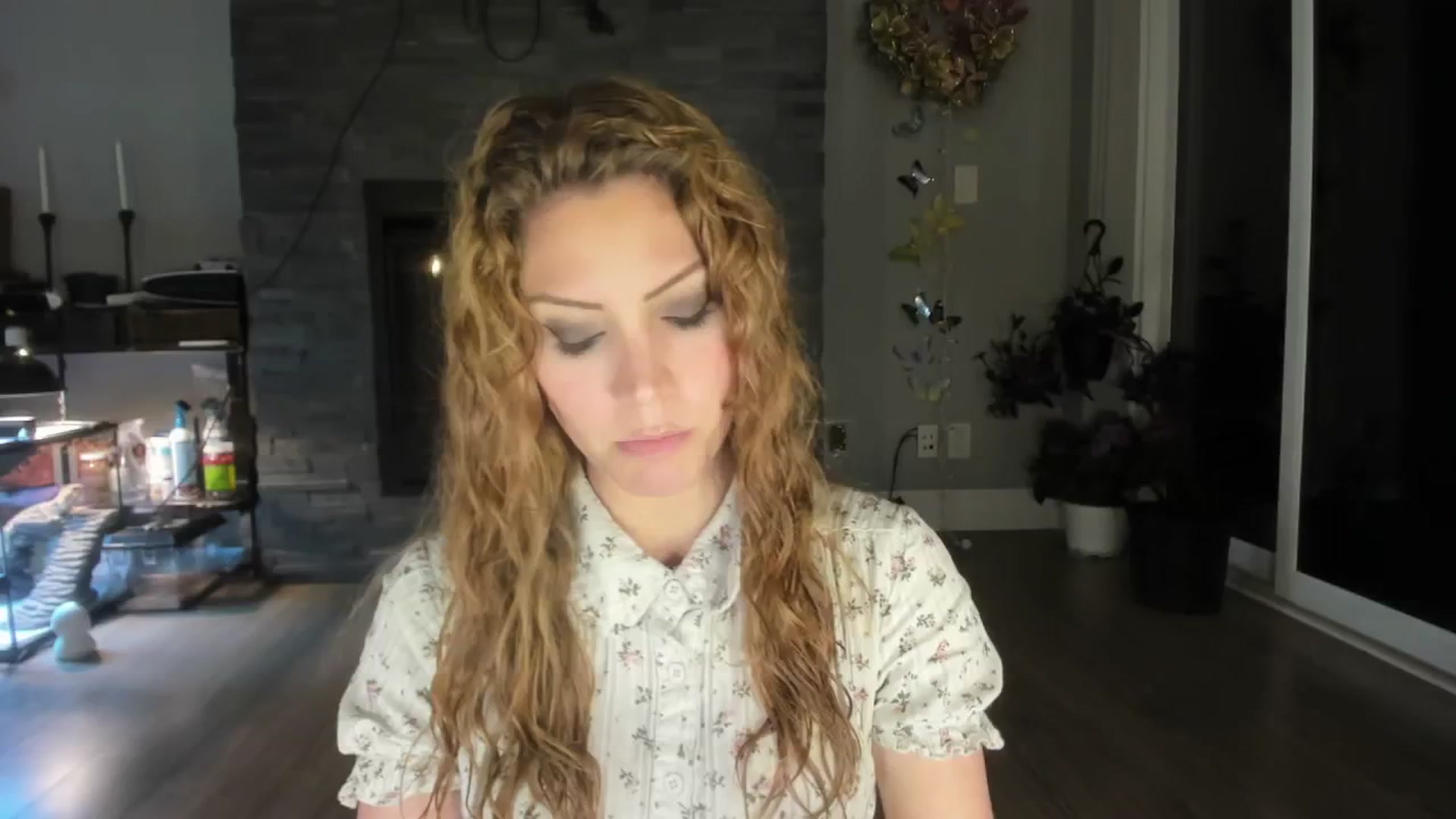 Gallery image thumbnail from Laurel's myfreecams stream on, 05/28/2024, 01:45 image 12 of 20