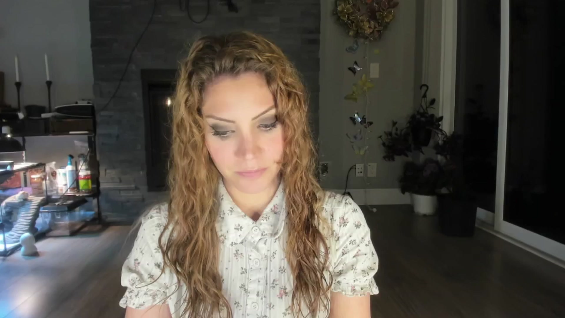 Gallery image thumbnail from Laurel's myfreecams stream on, 05/28/2024, 01:45 image 10 of 20