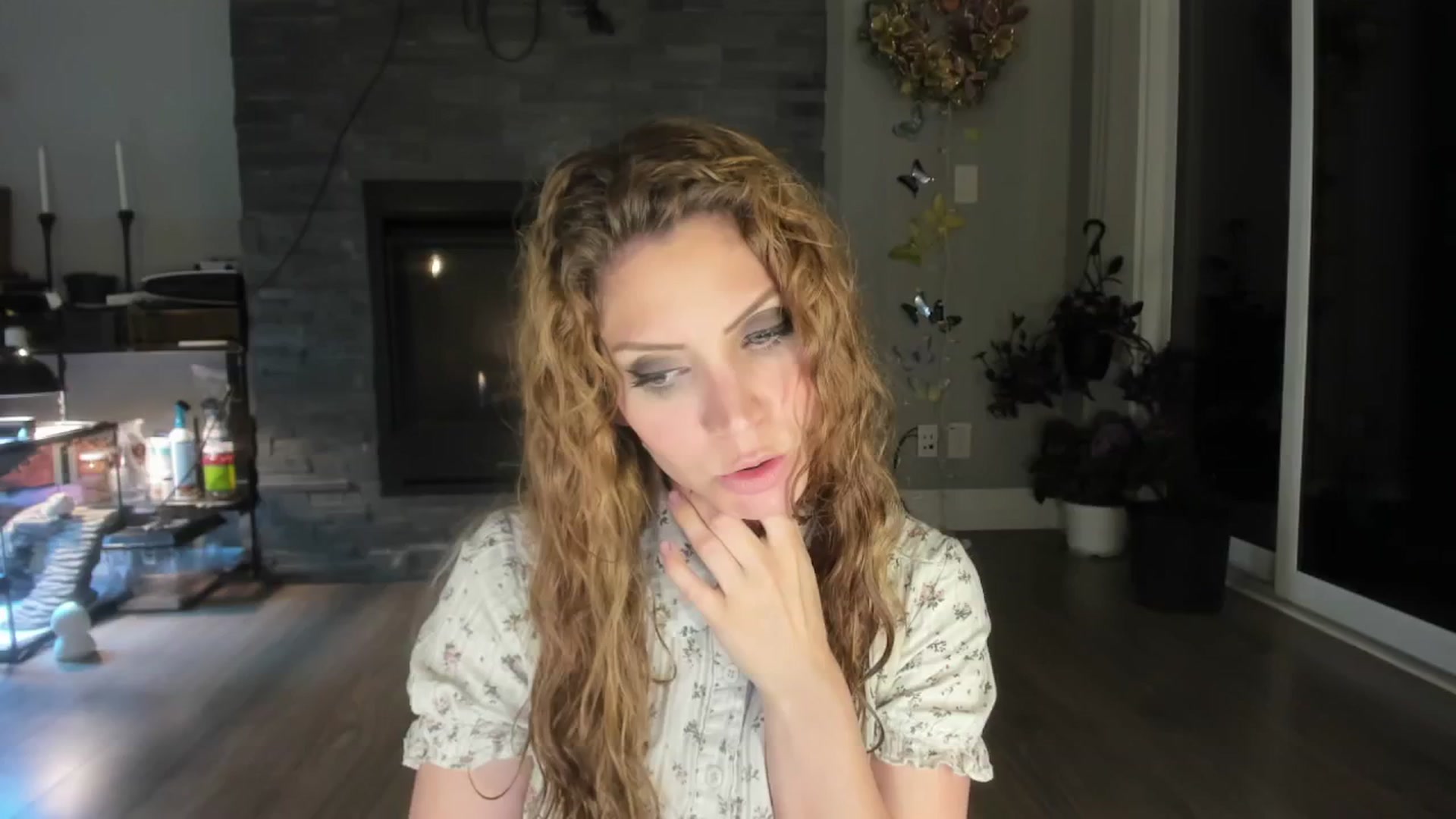 Gallery image thumbnail from Laurel's myfreecams stream on, 05/28/2024, 01:45 image 11 of 20