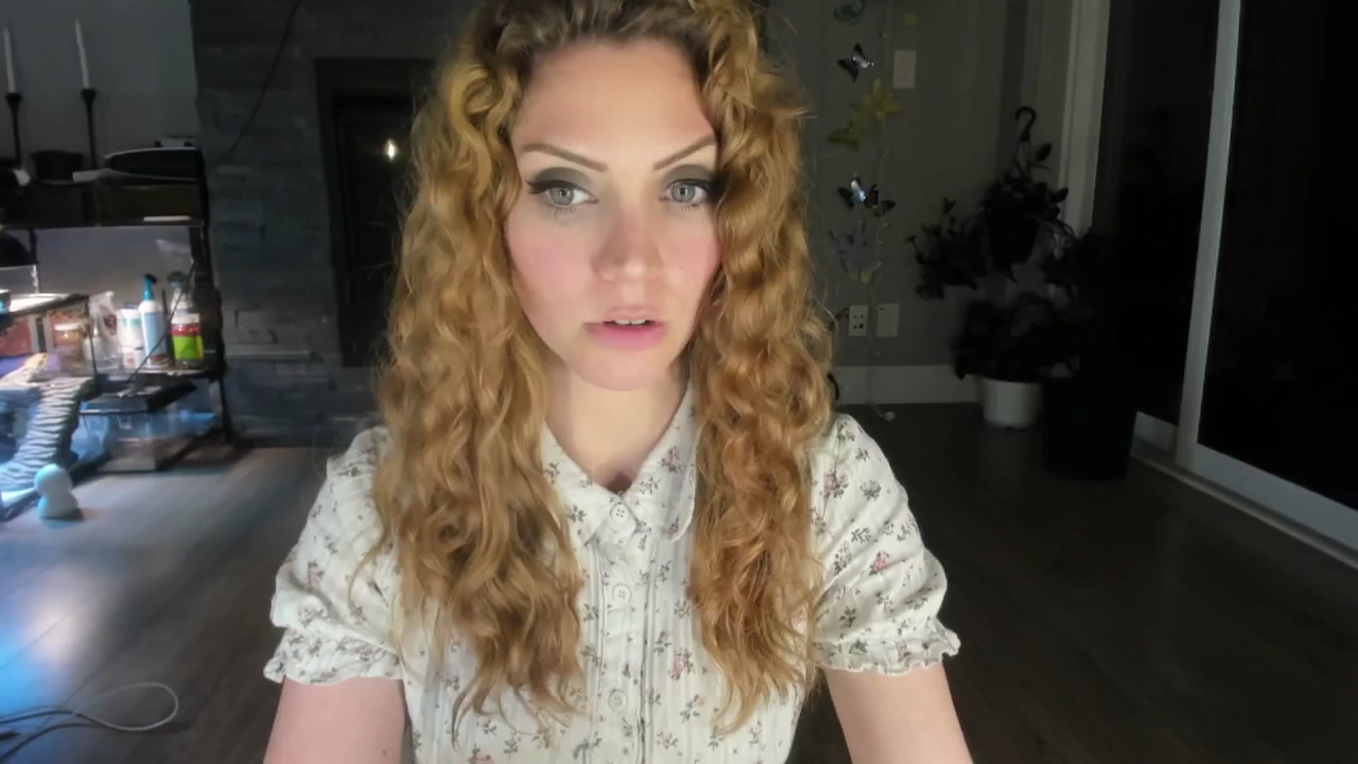 Gallery image thumbnail from Laurel's myfreecams stream on, 05/28/2024, 03:20 image 11 of 20