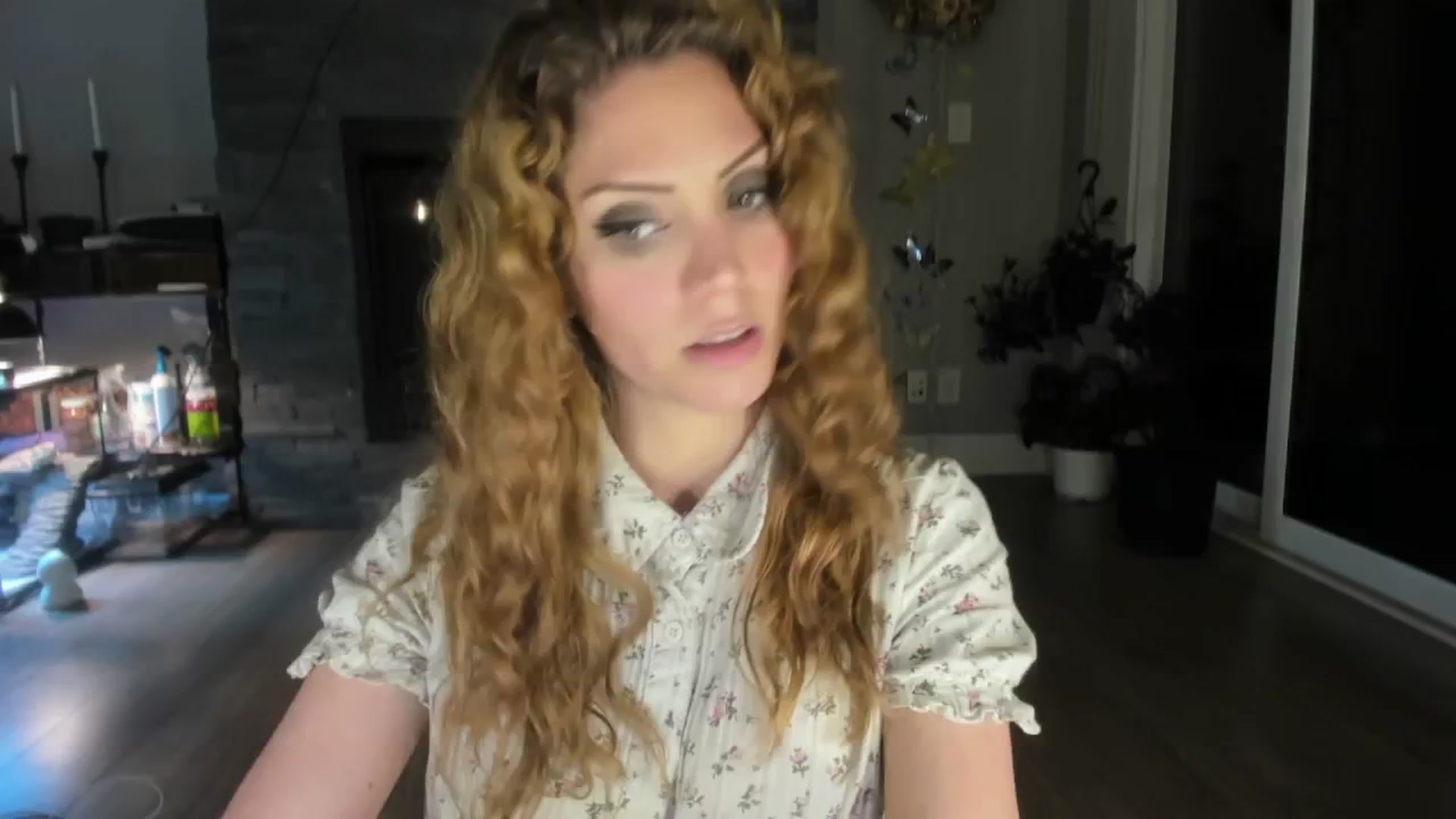 Gallery image thumbnail from Laurel's myfreecams stream on, 05/28/2024, 03:20 image 4 of 20