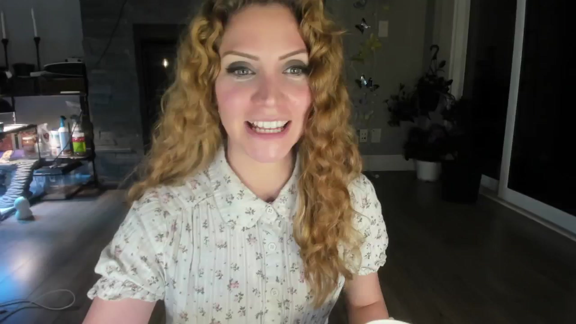 Gallery image thumbnail from Laurel's myfreecams stream on, 05/28/2024, 03:20 image 13 of 20
