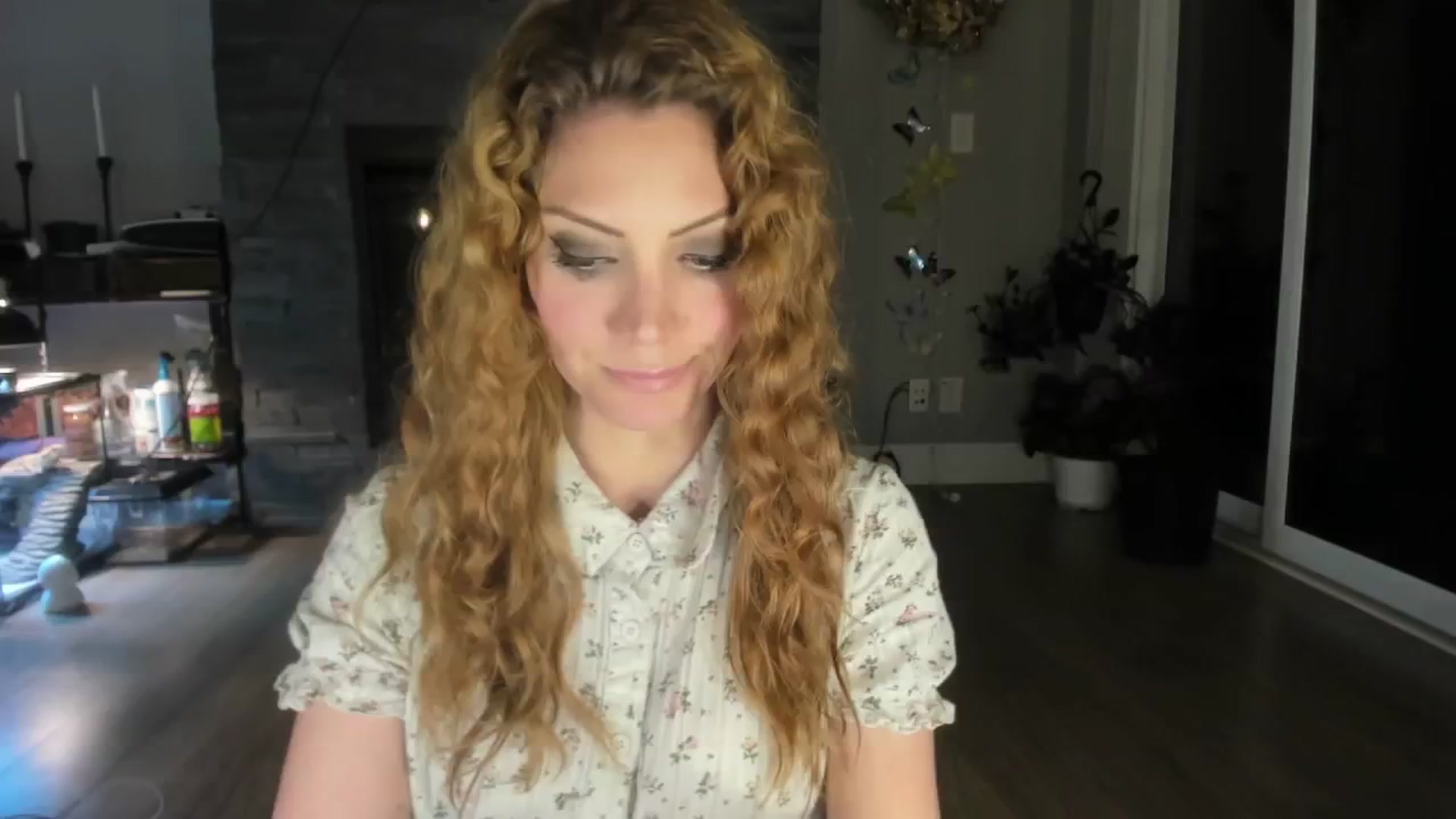 Gallery image thumbnail from Laurel's myfreecams stream on, 05/28/2024, 03:20 image 3 of 20