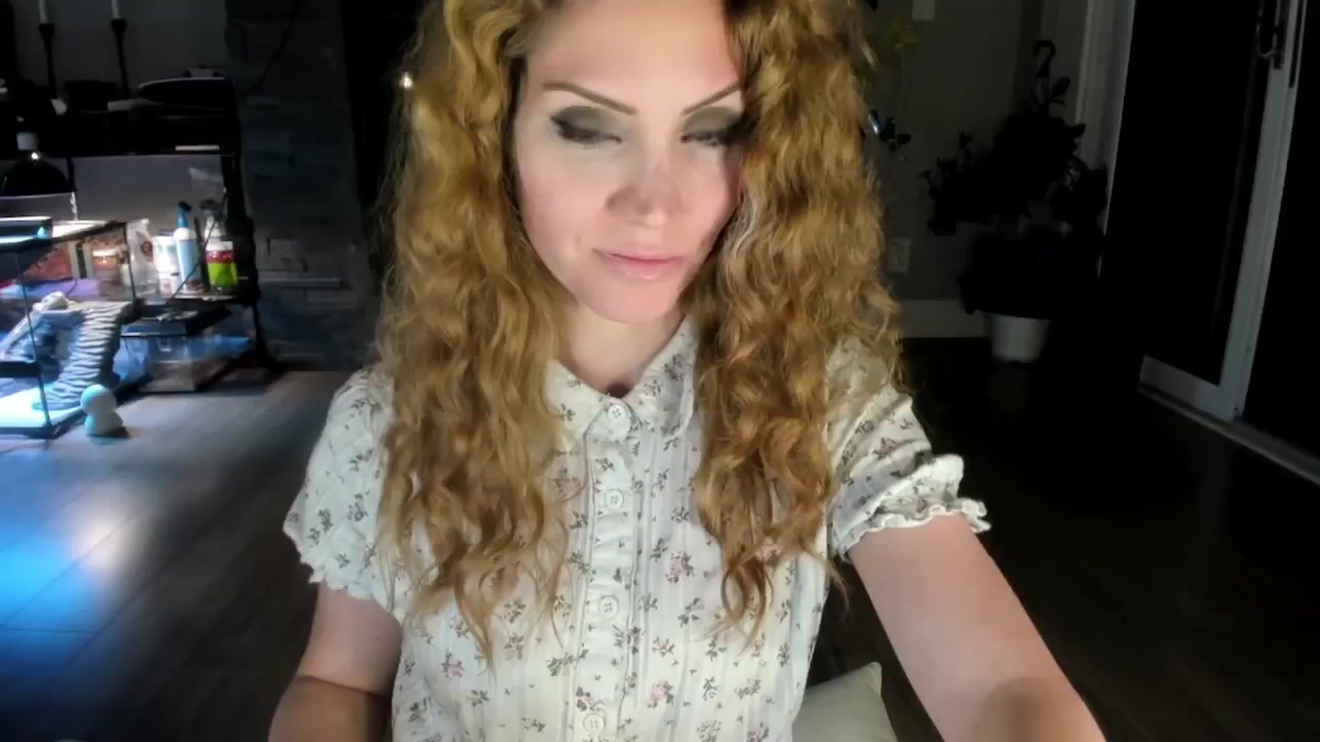 Gallery image thumbnail from Laurel's myfreecams stream on, 05/28/2024, 04:59 image 8 of 20