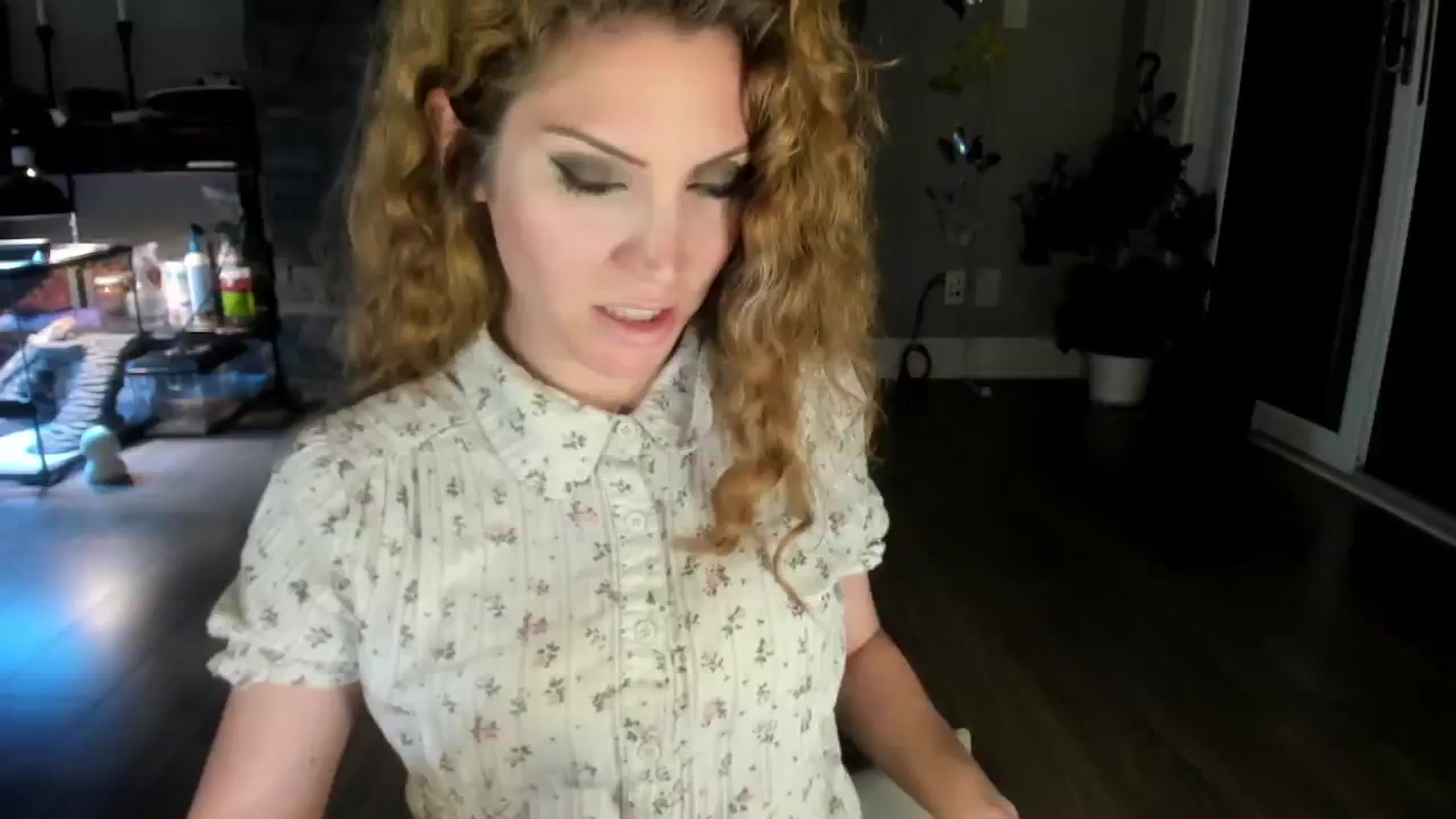 Gallery image thumbnail from Laurel's myfreecams stream on, 05/28/2024, 04:59 image 12 of 20