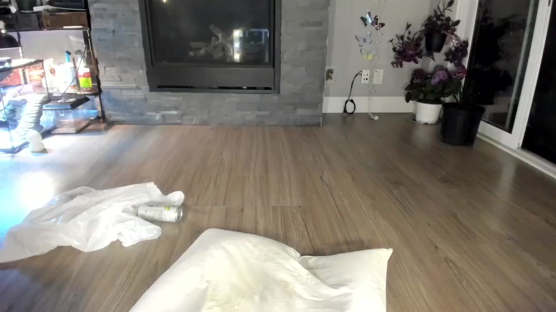 Gallery image thumbnail from Laurel's myfreecams stream on, 05/28/2024, 05:44 image 10 of 20