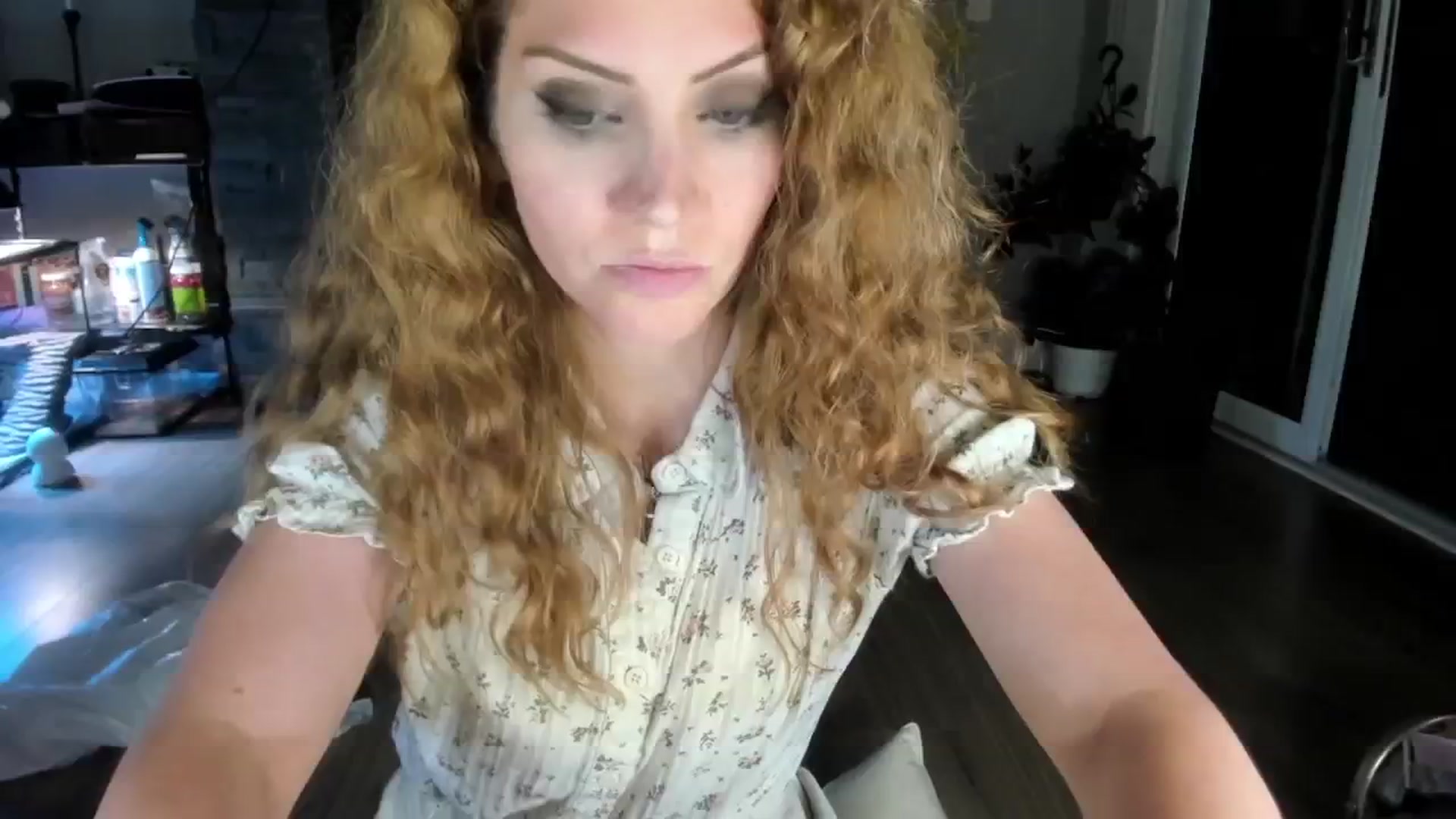 Gallery image thumbnail from Laurel's myfreecams stream on, 05/28/2024, 07:01 image 1 of 20