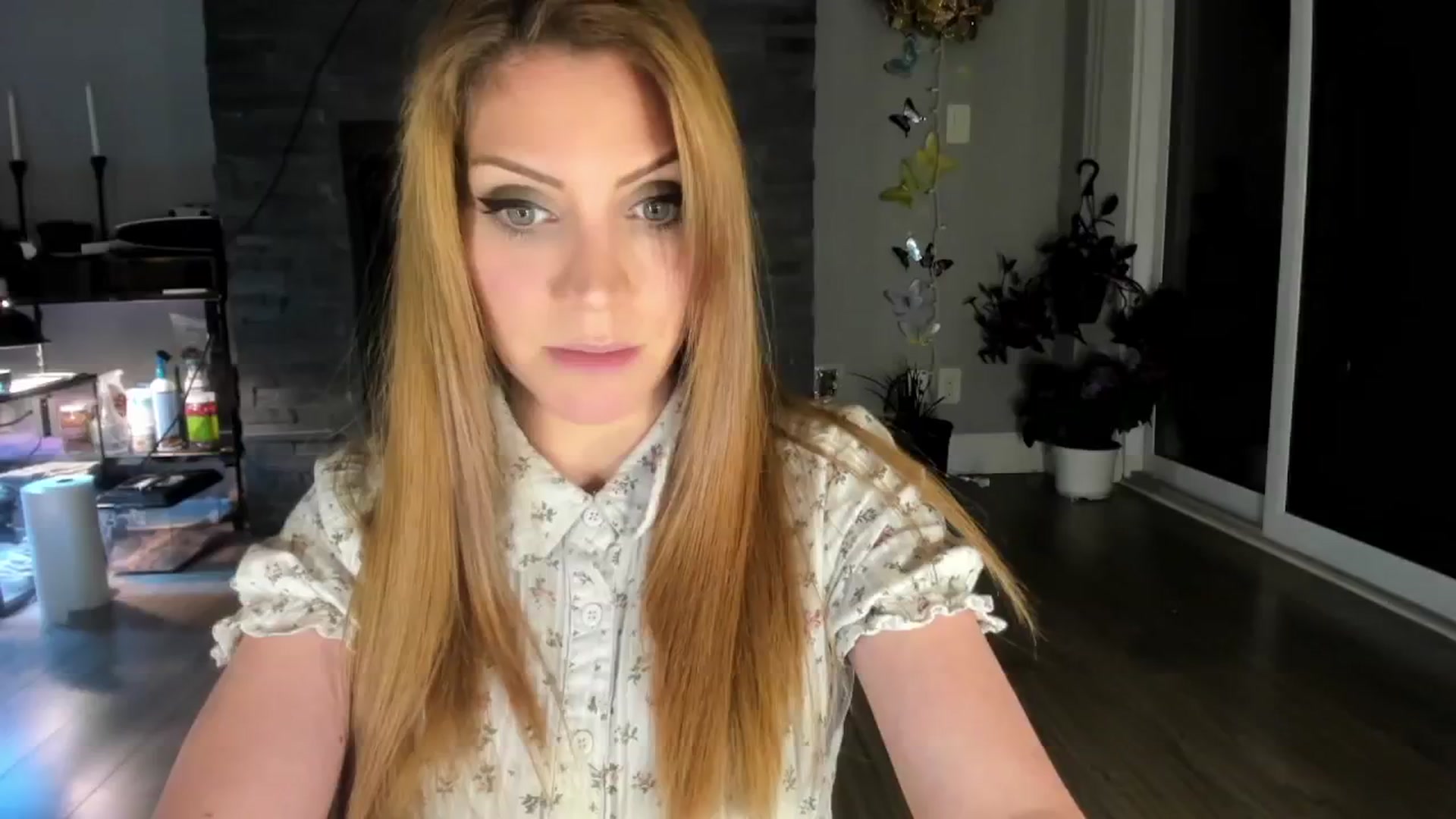 Gallery image thumbnail from Laurel's myfreecams stream on, 05/30/2024, 05:14 image 1 of 20