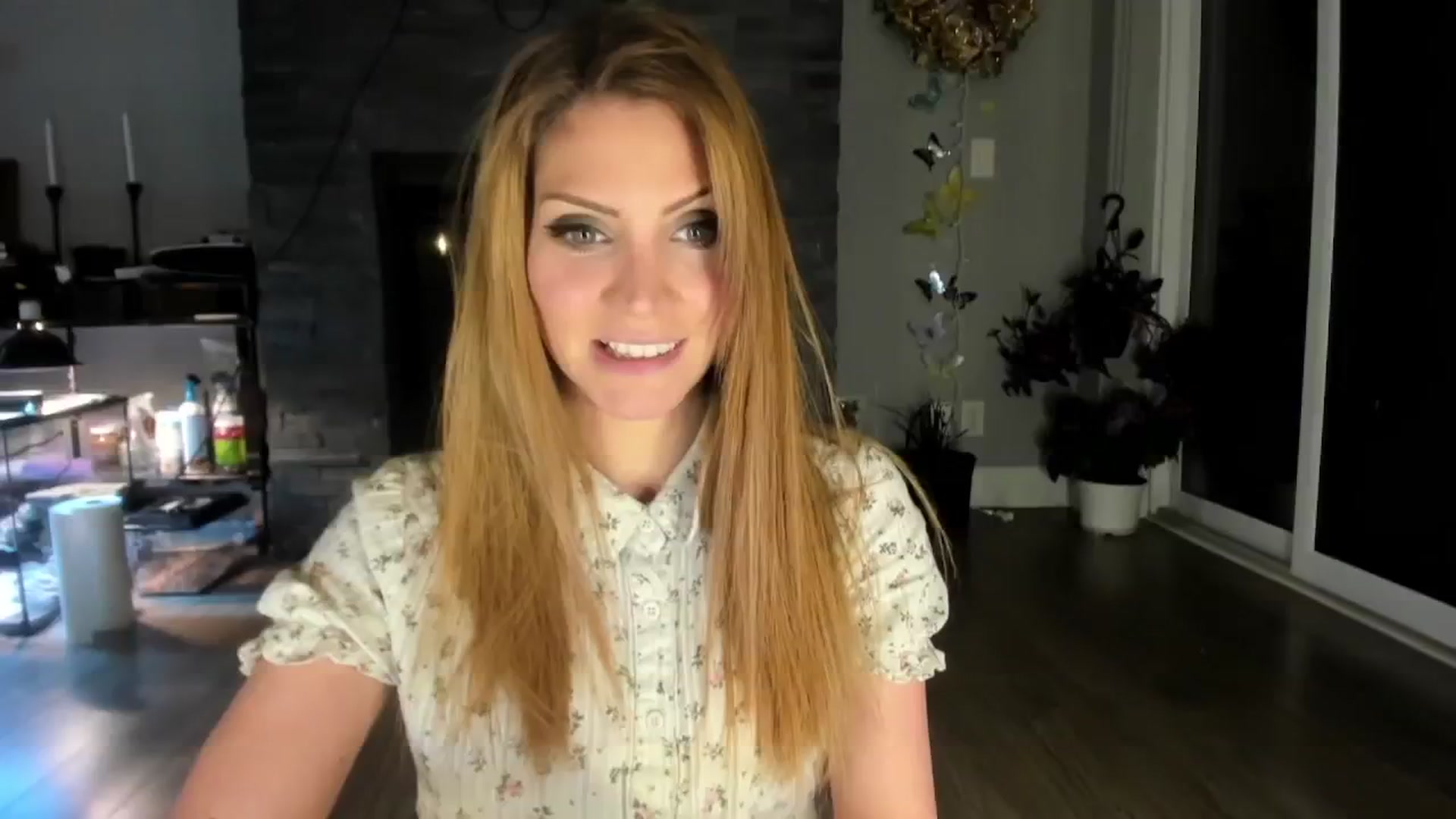 Gallery image thumbnail from Laurel's myfreecams stream on, 05/30/2024, 05:14 image 4 of 20