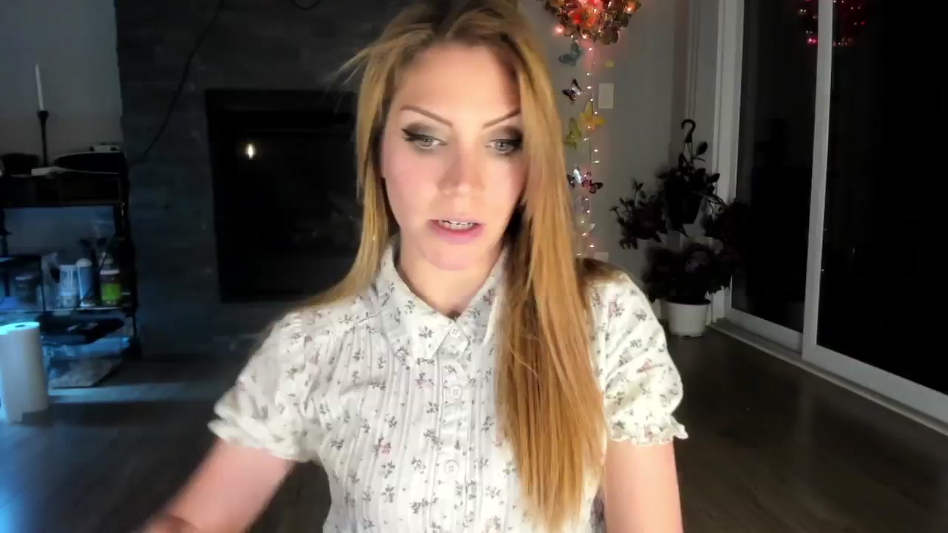 Gallery image thumbnail from Laurel's myfreecams stream on, 05/30/2024, 05:14 image 8 of 20