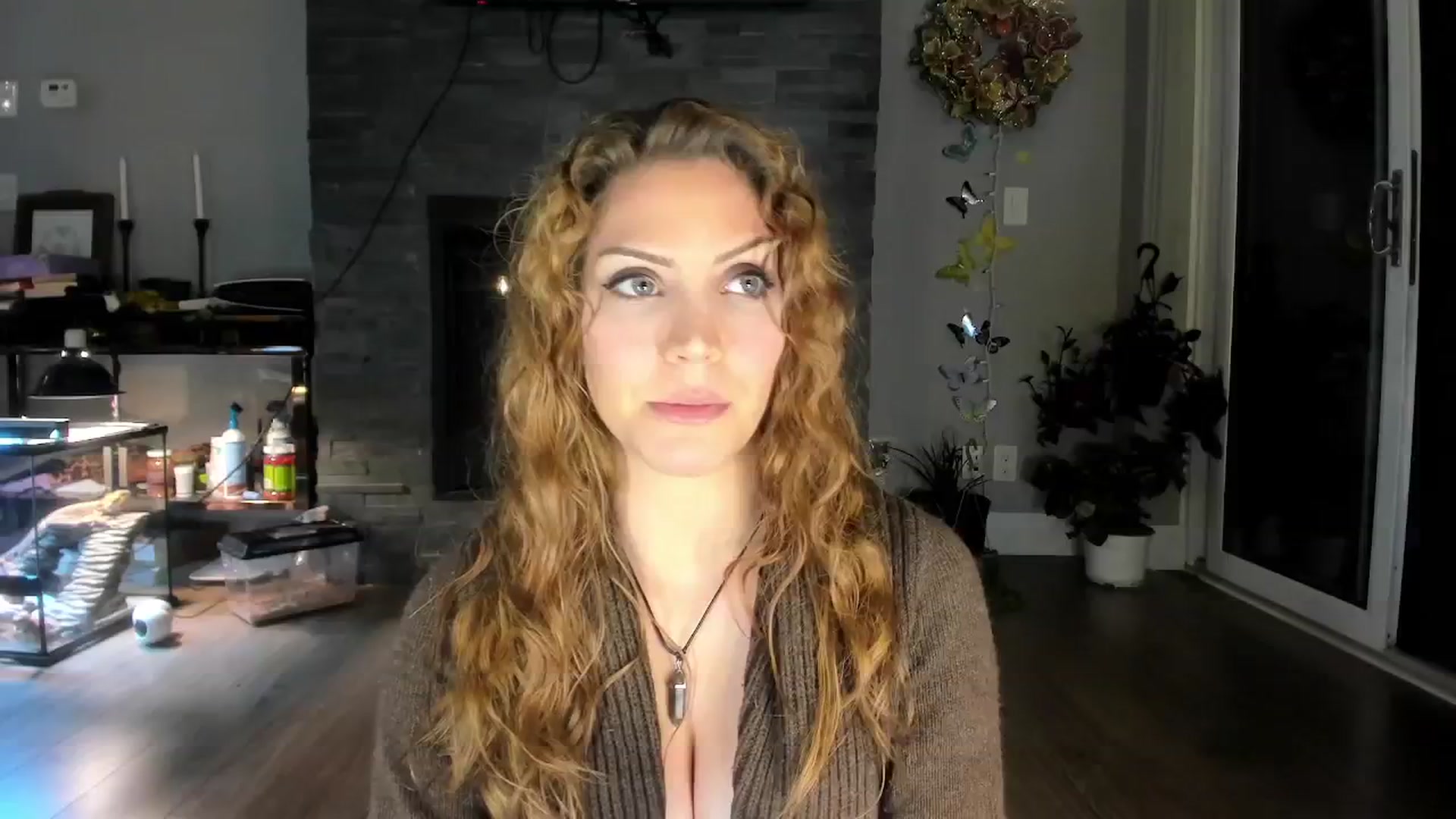 Gallery image thumbnail from Laurel's myfreecams stream on, 06/07/2024, 02:32 image 10 of 20