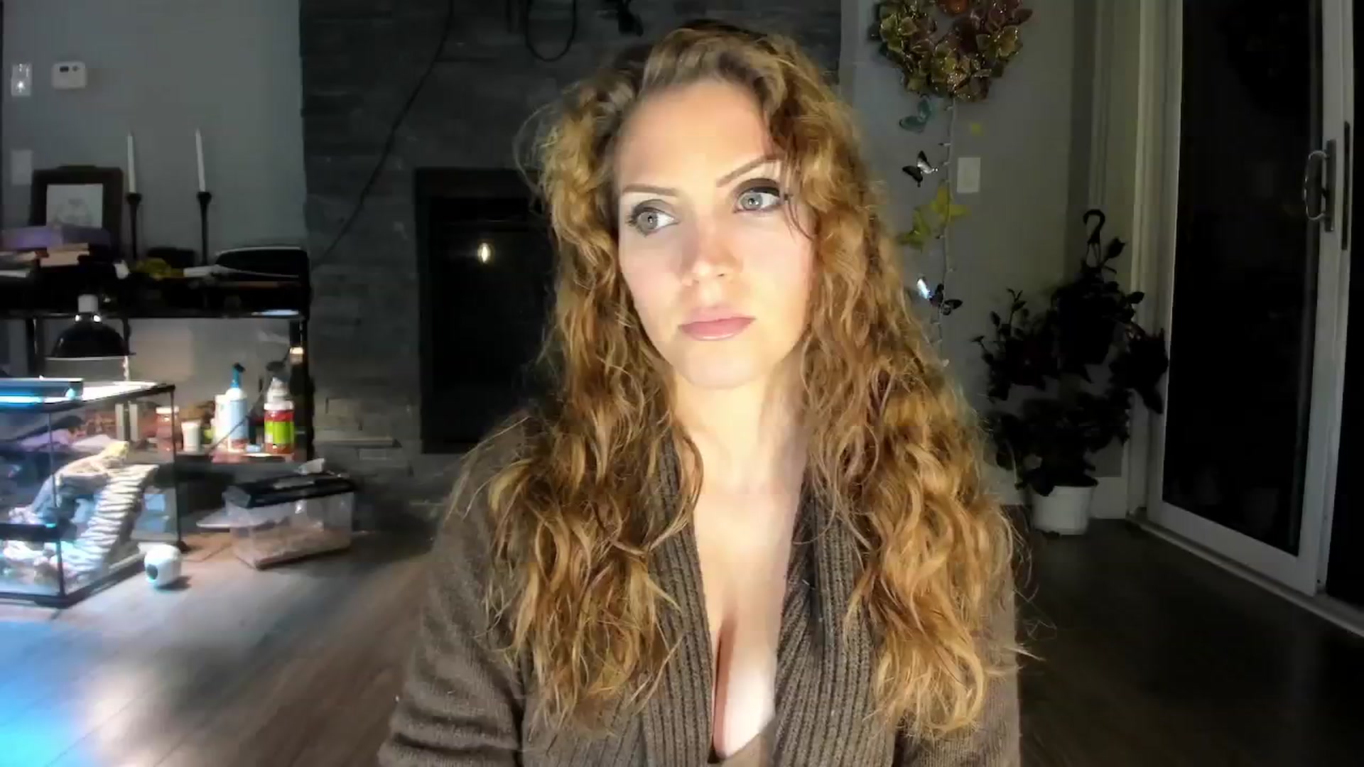 Gallery image thumbnail from Laurel's myfreecams stream on, 06/07/2024, 02:32 image 1 of 20