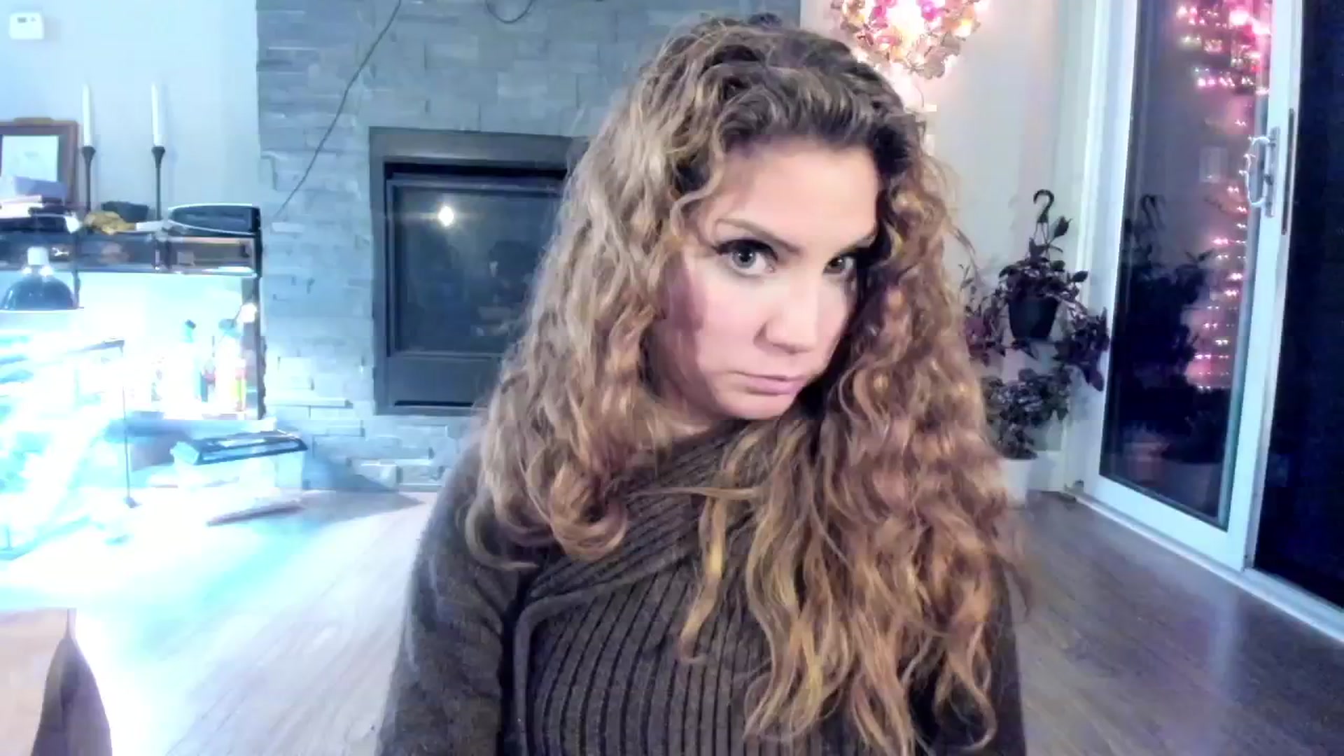Gallery image thumbnail from Laurel's myfreecams stream on, 06/07/2024, 08:26 image 14 of 20