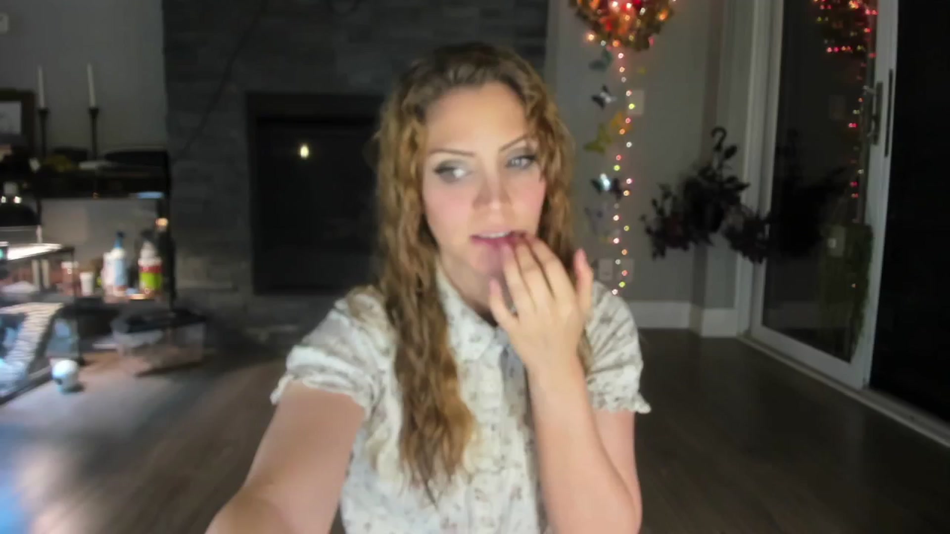 Gallery image thumbnail from Laurel's myfreecams stream on, 06/08/2024, 03:26 image 7 of 20