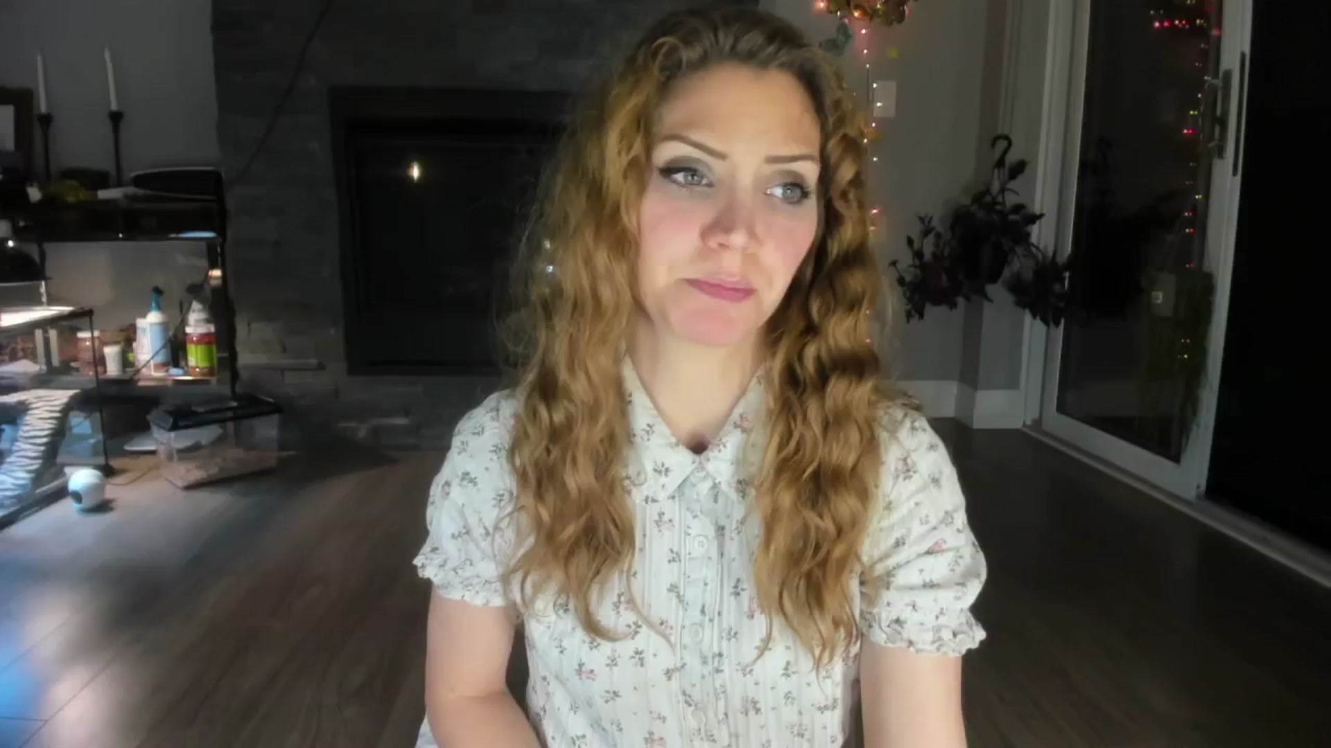 Gallery image thumbnail from Laurel's myfreecams stream on, 06/08/2024, 04:43 image 1 of 20