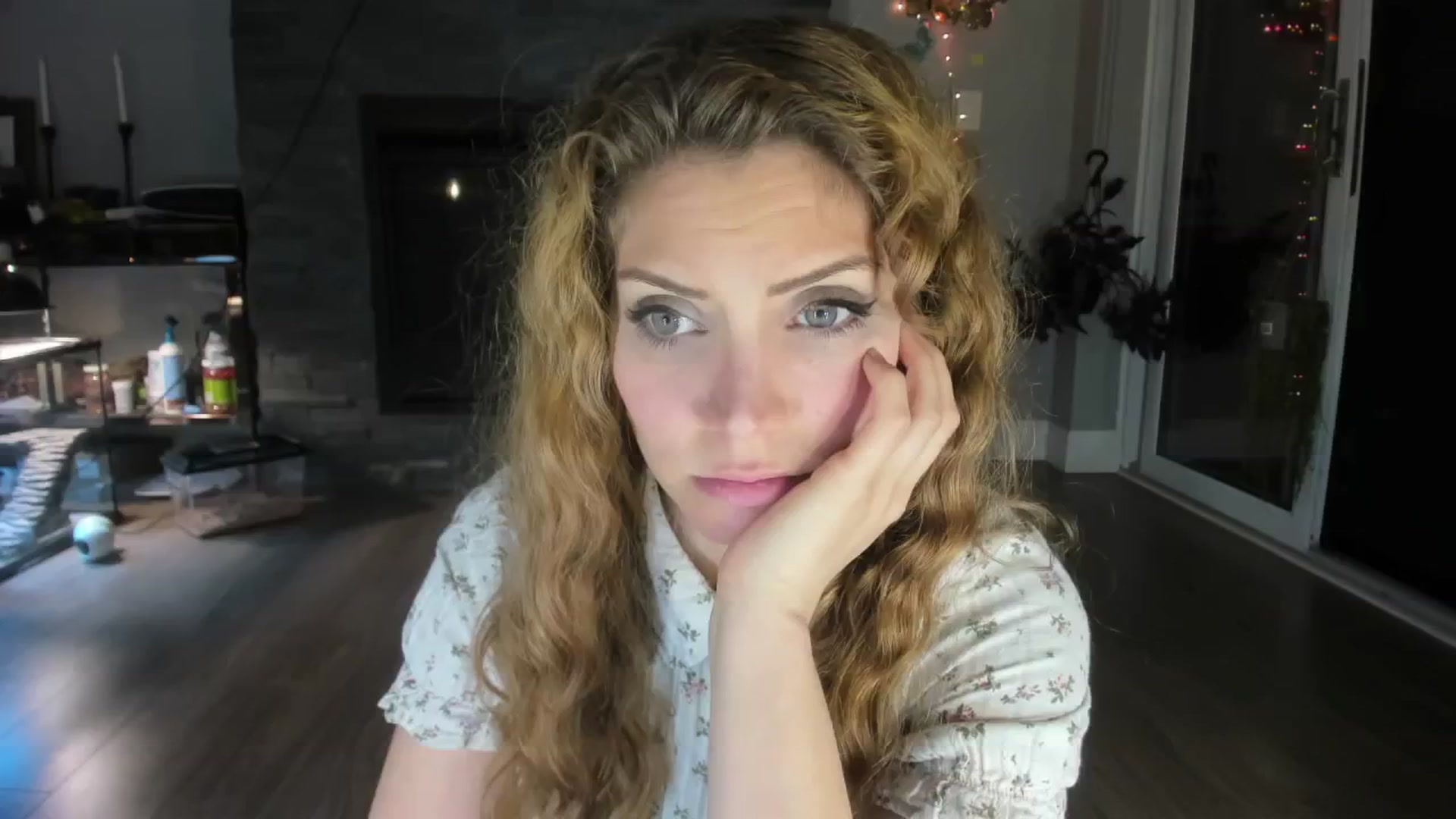 Gallery image thumbnail from Laurel's myfreecams stream on, 06/08/2024, 04:43 image 2 of 20