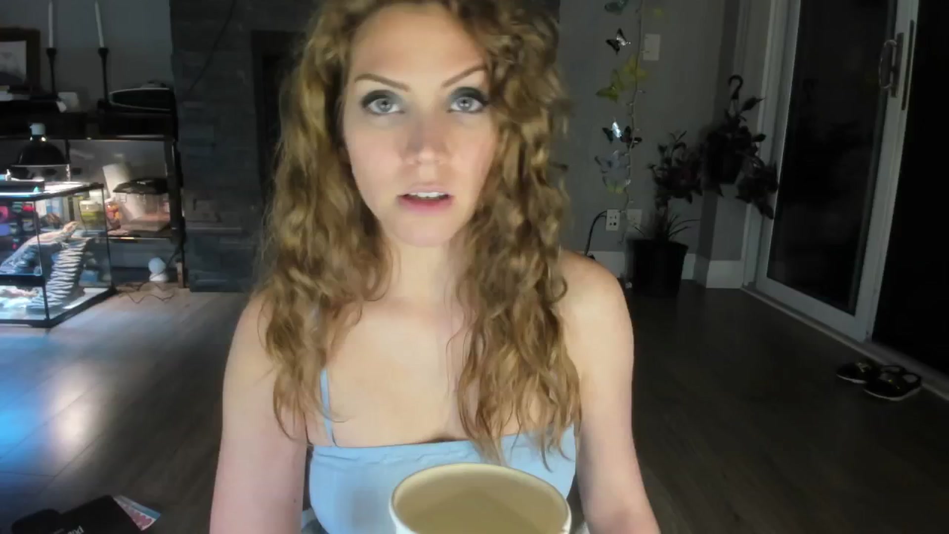 Gallery image thumbnail from Laurel's myfreecams stream on, 06/11/2024, 03:40 image 3 of 20