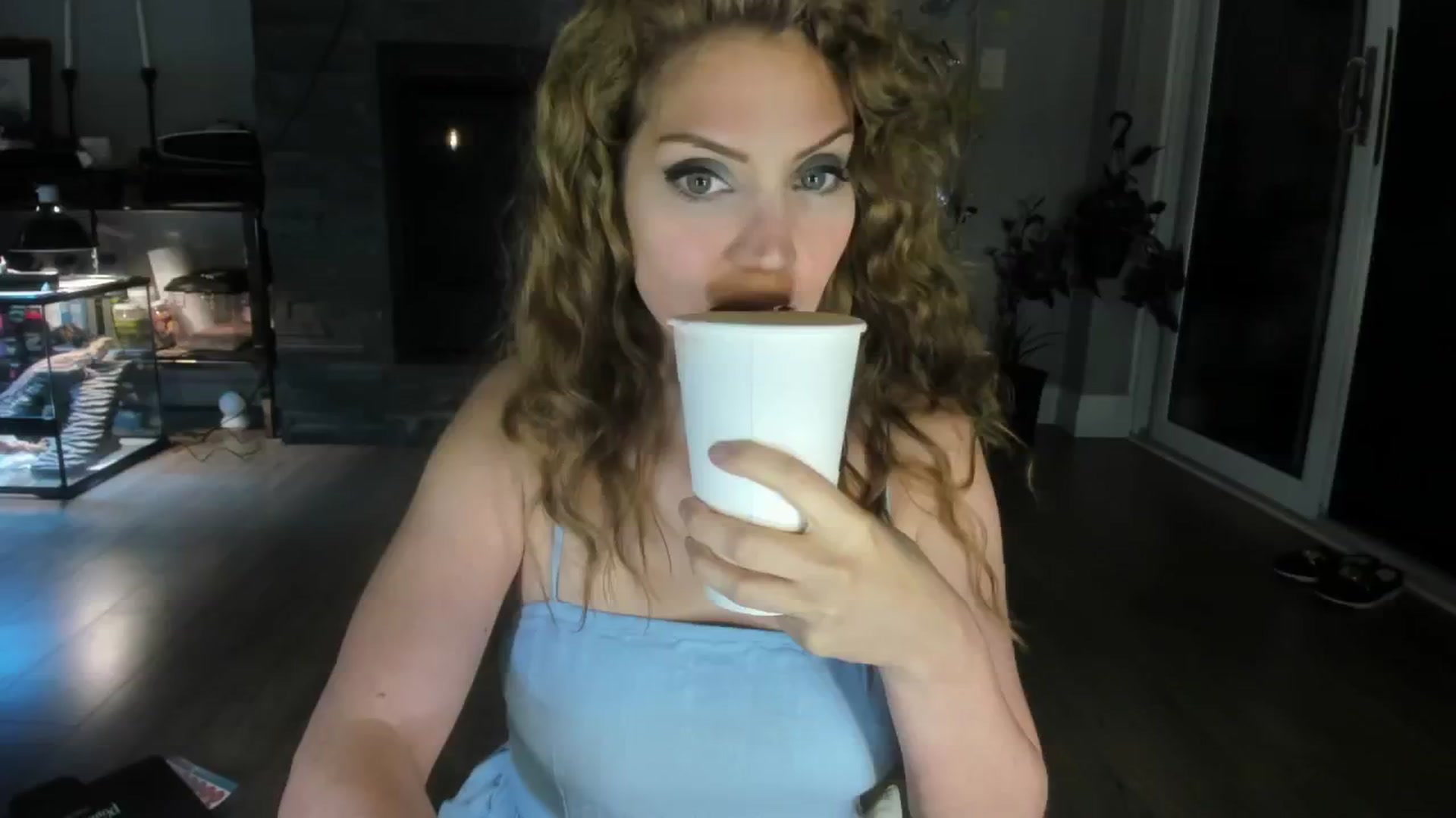 Gallery image thumbnail from Laurel's myfreecams stream on, 06/11/2024, 03:58 image 5 of 20