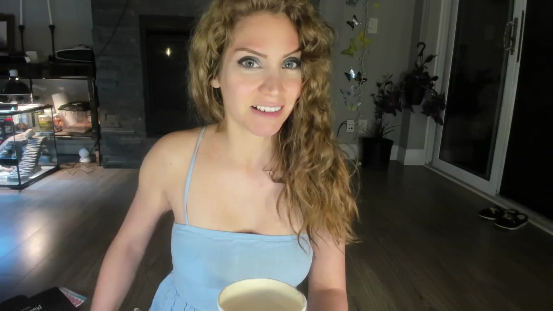 Gallery image thumbnail from Laurel's myfreecams stream on, 06/11/2024, 04:18 image 7 of 20