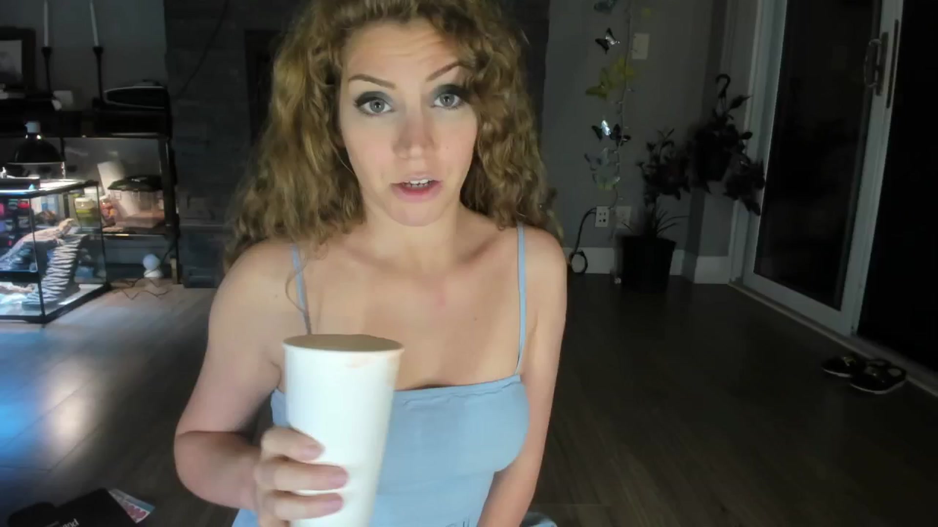Gallery image thumbnail from Laurel's myfreecams stream on, 06/11/2024, 04:18 image 3 of 20