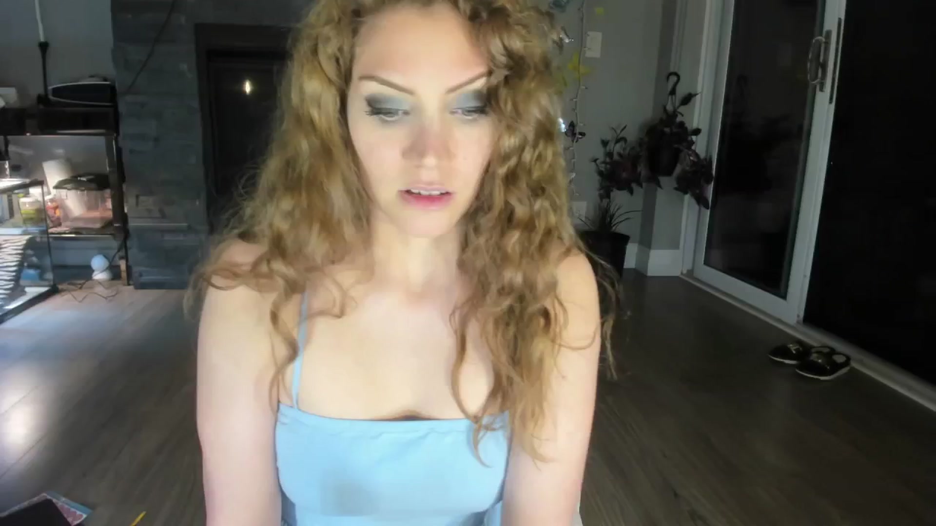 Gallery image thumbnail from Laurel's myfreecams stream on, 06/11/2024, 04:59 image 1 of 20