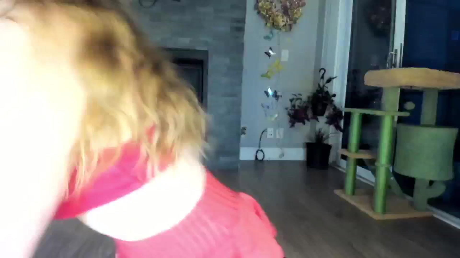 Gallery image thumbnail from Laurel's myfreecams stream on, 06/15/2024, 01:43 image 14 of 20
