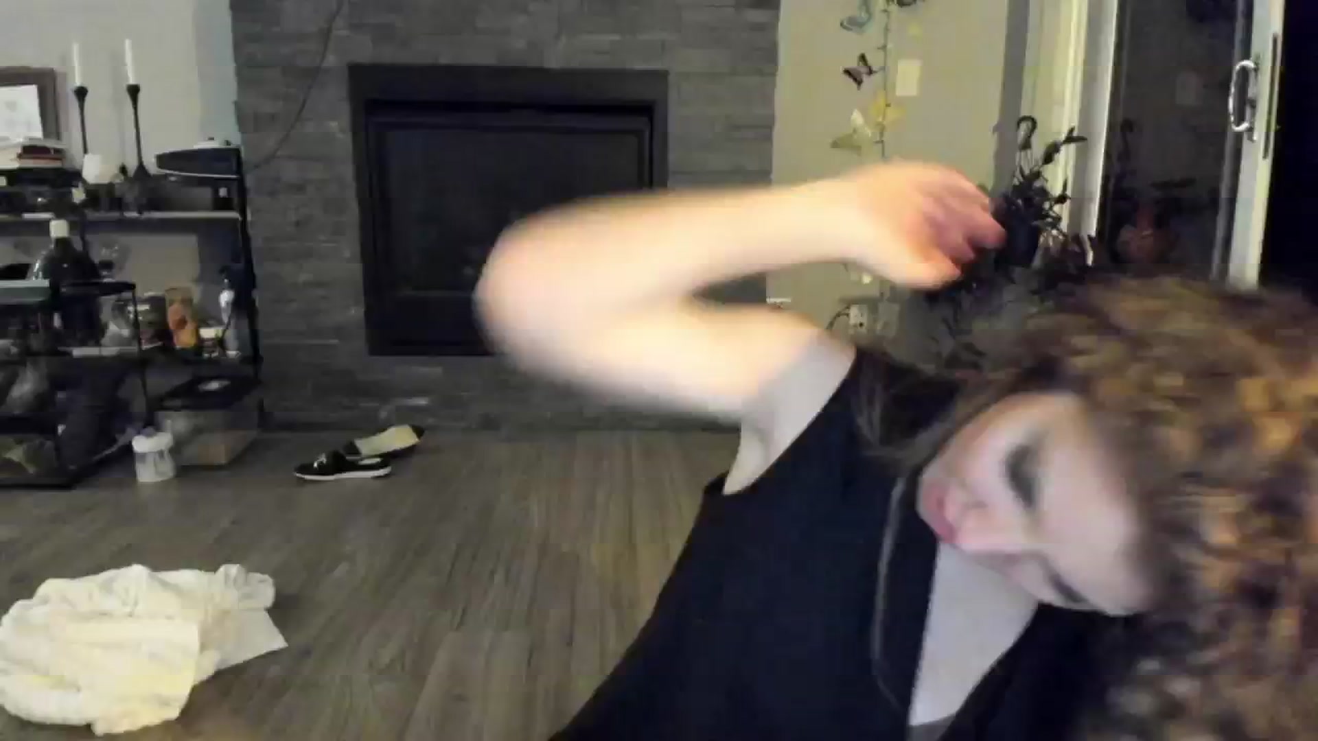 Gallery image thumbnail from Laurel's myfreecams stream on, 06/29/2024, 08:09 image 16 of 20