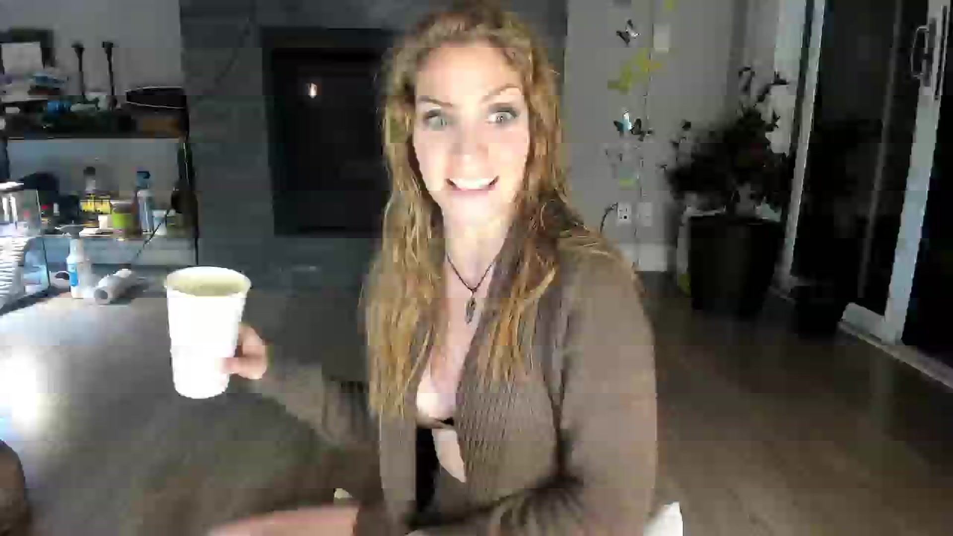 Gallery image thumbnail from Laurel's myfreecams stream on, 07/09/2024, 06:23 image 5 of 20