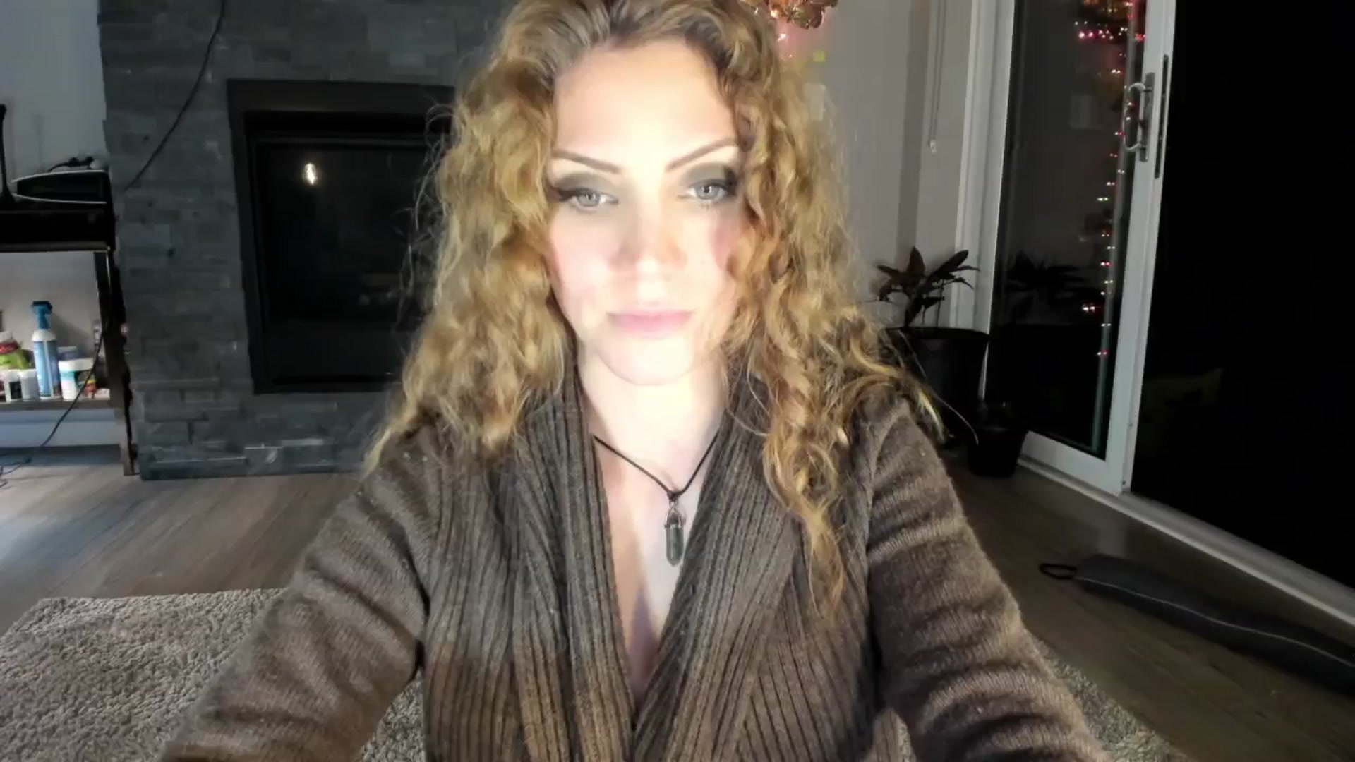 Gallery image thumbnail from Laurel's myfreecams stream on, 07/15/2024, 06:14 image 10 of 20