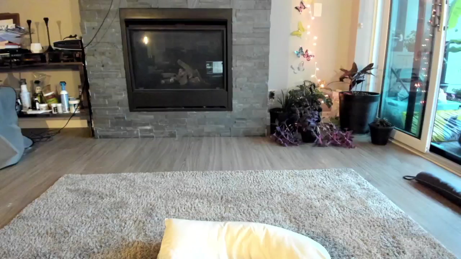 Gallery image thumbnail from Laurel's myfreecams stream on, 07/15/2024, 11:41 image 17 of 20