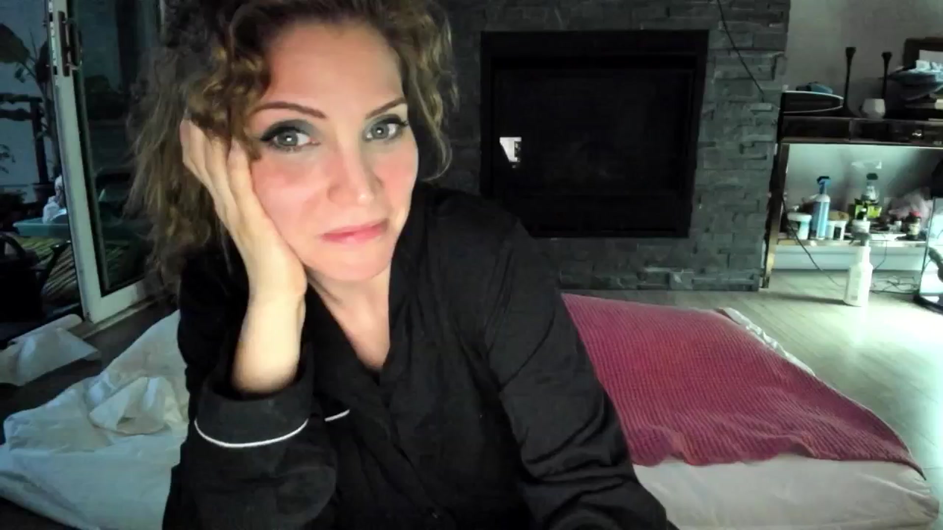 Gallery image thumbnail from Laurel's myfreecams stream on, 07/20/2024, 10:18 image 14 of 20