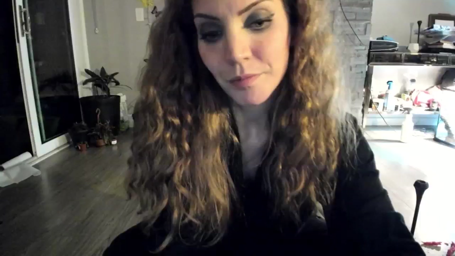 Gallery image thumbnail from Laurel's myfreecams stream on, 07/20/2024, 10:18 image 5 of 20