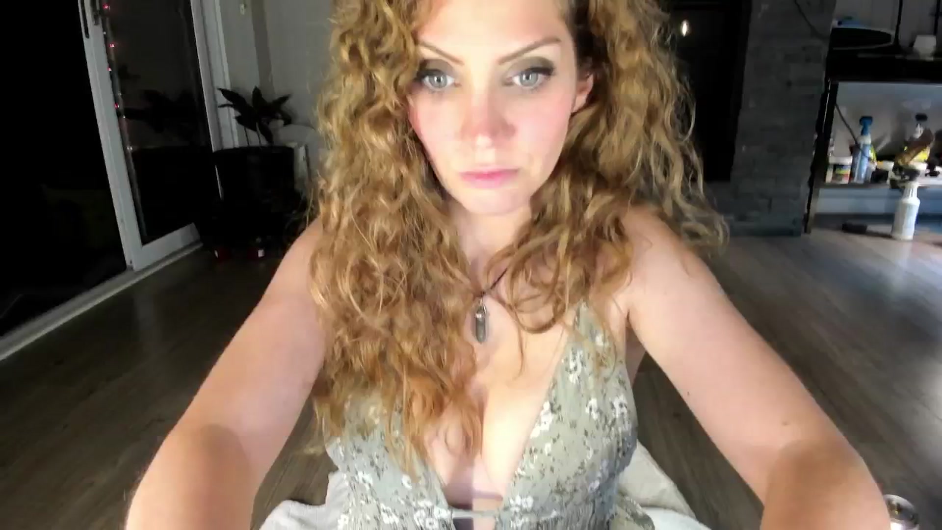 Gallery image thumbnail from Laurel's myfreecams stream on, 07/24/2024, 07:56 image 6 of 20
