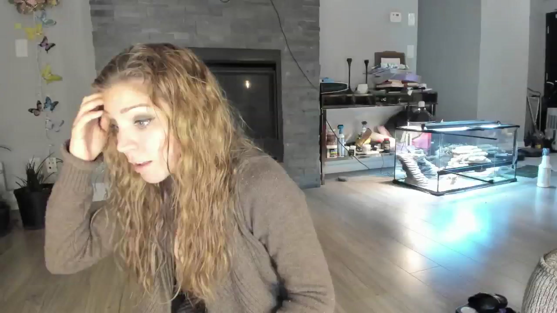 Gallery image thumbnail from Laurel's myfreecams stream on, 07/27/2024, 04:26 image 6 of 20