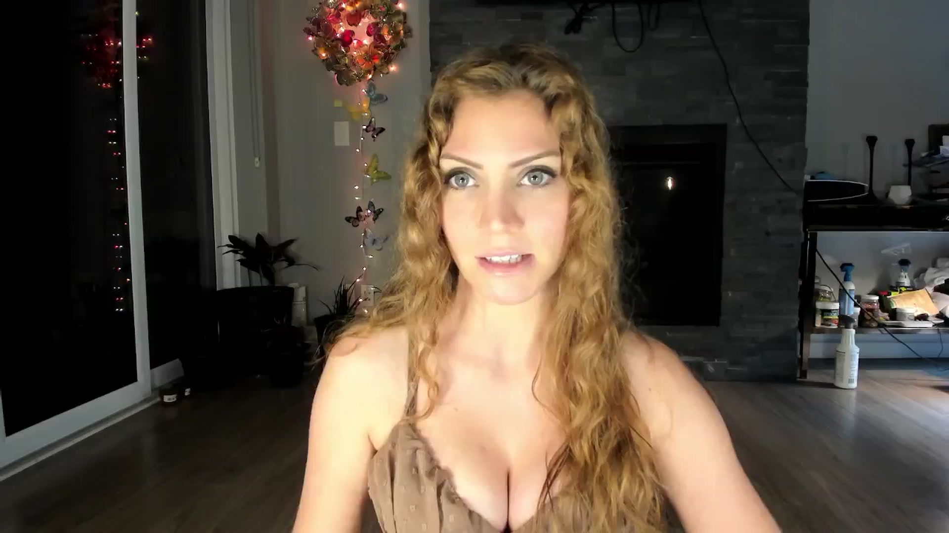 Gallery image thumbnail from Laurel's myfreecams stream on, 08/02/2024, 01:46 image 5 of 20