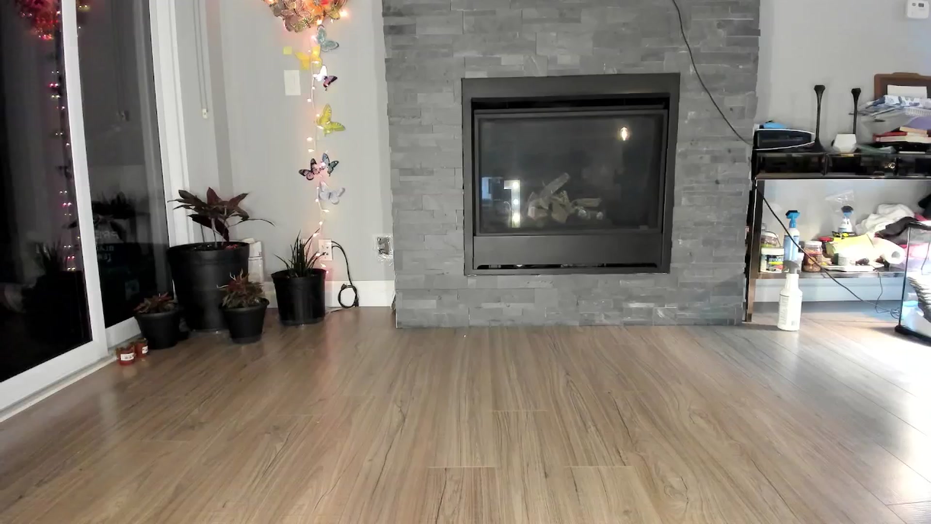 Gallery image thumbnail from Laurel's myfreecams stream on, 08/02/2024, 03:44 image 10 of 20