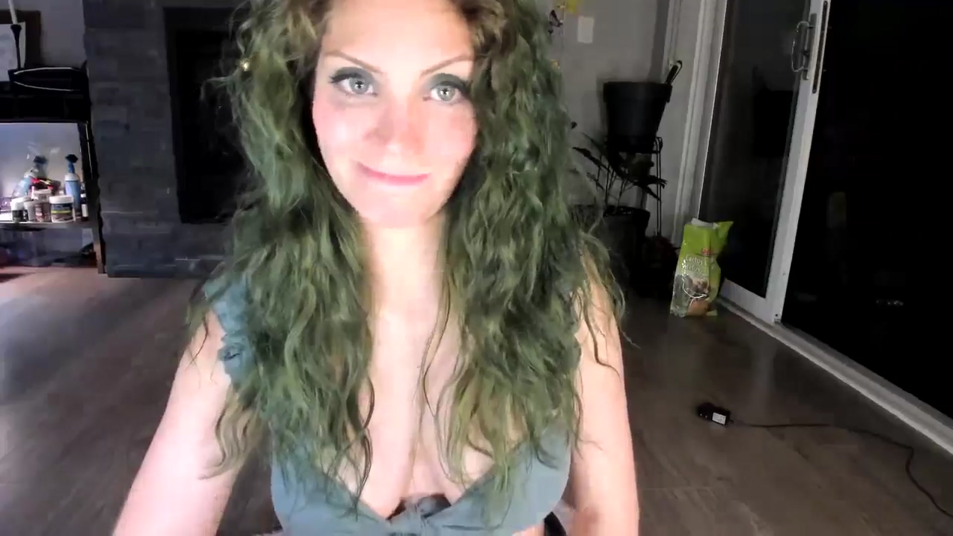 Gallery image thumbnail from Laurel's myfreecams stream on, 08/31/2024, 06:33 image 18 of 20