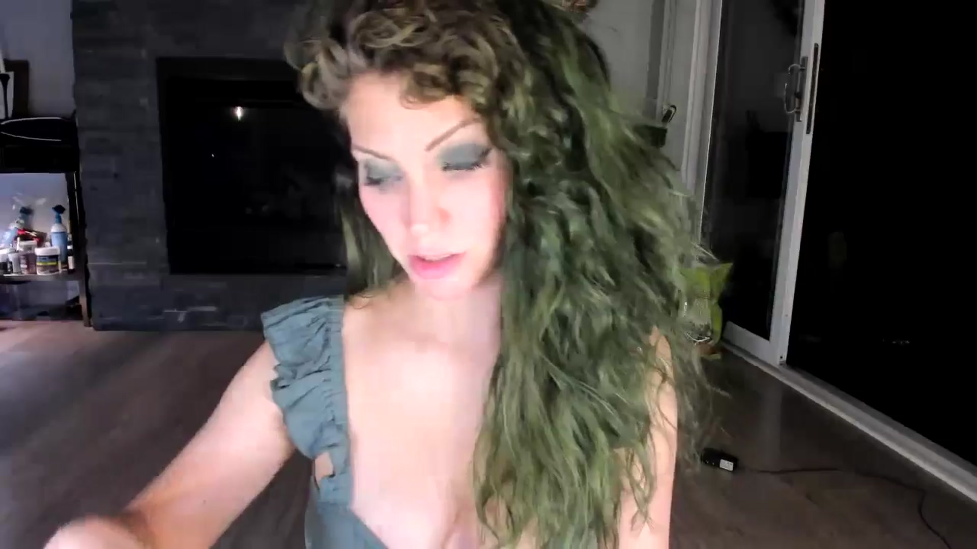 Gallery image thumbnail from Laurel's myfreecams stream on, 08/31/2024, 06:51 image 17 of 20