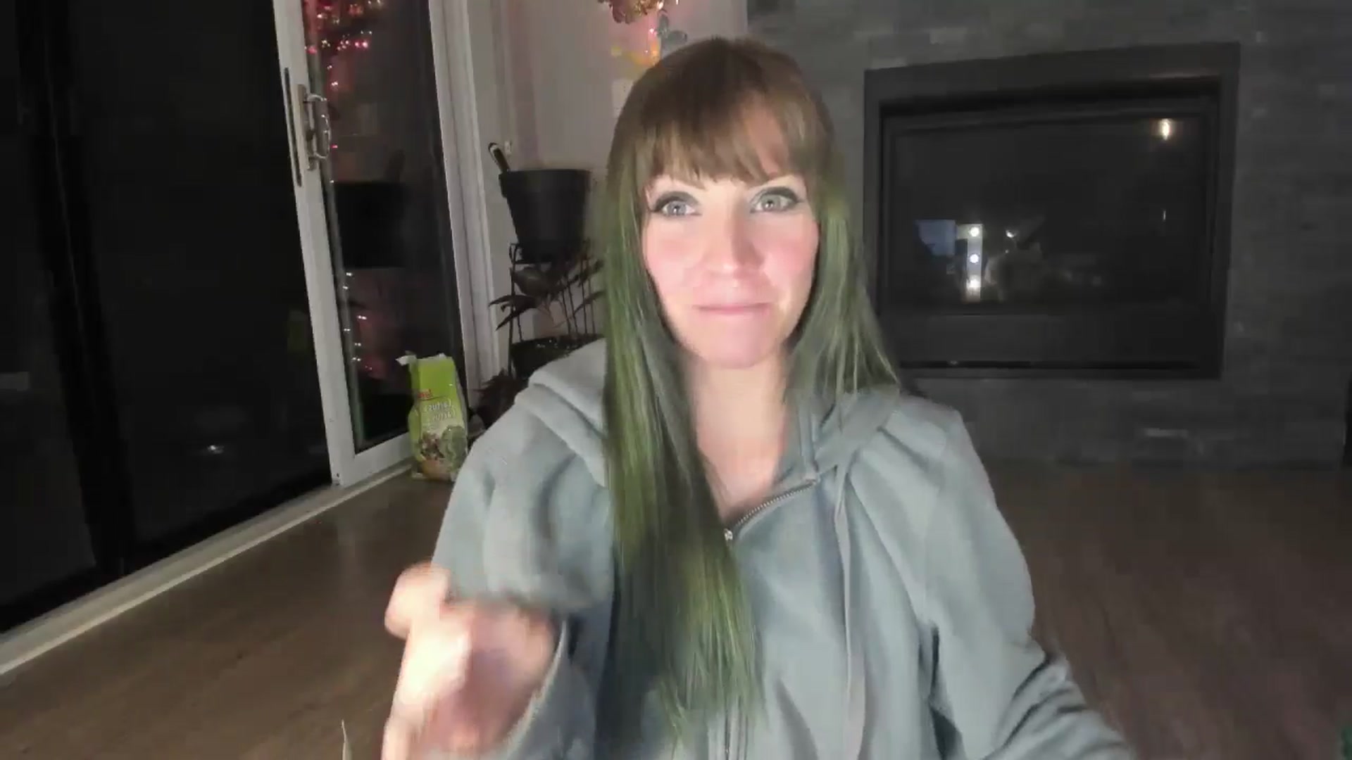 Gallery image thumbnail from Laurel's myfreecams stream on, 09/03/2024, 04:19 image 5 of 20