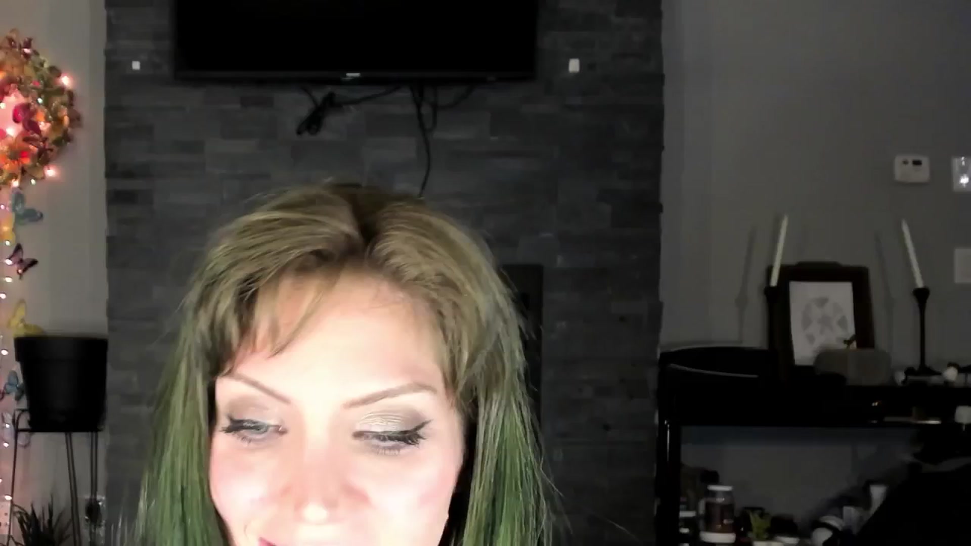 Gallery image thumbnail from Laurel's myfreecams stream on, 09/07/2024, 08:21 image 9 of 20