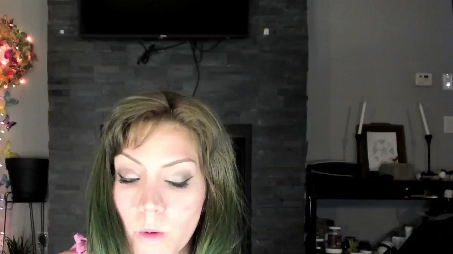 Gallery image thumbnail from Laurel's myfreecams stream on, 09/07/2024, 08:21 image 4 of 20